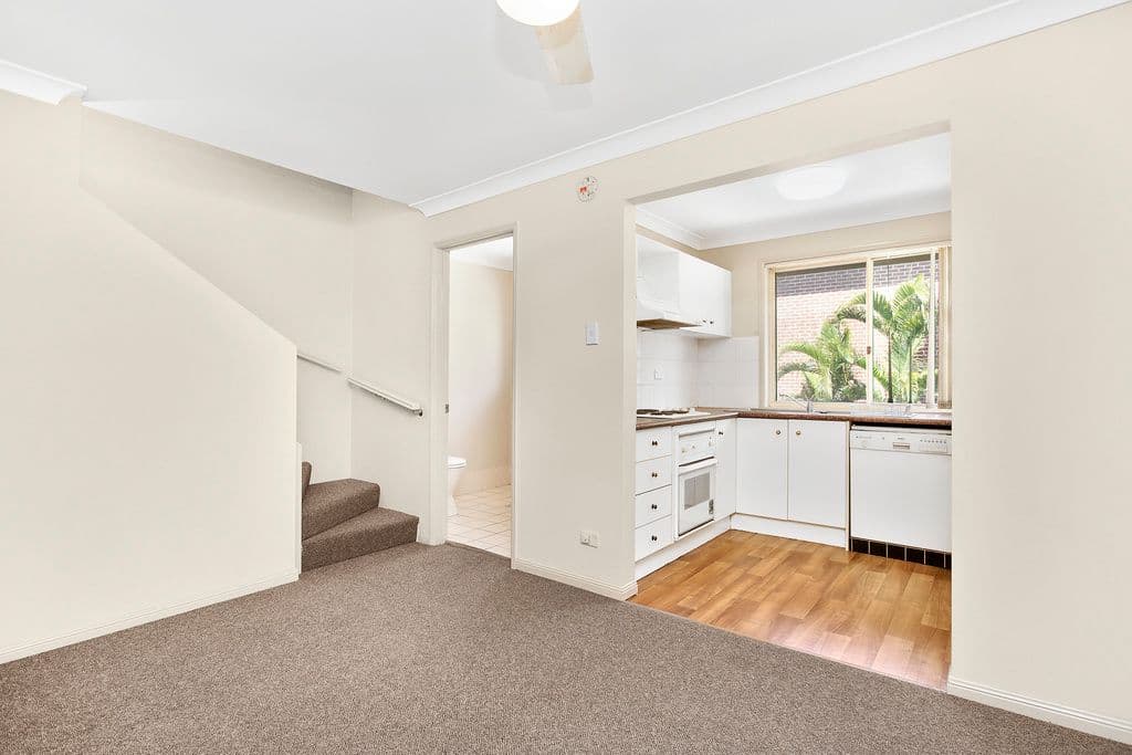100 Racecourse Drive, BUNDALL QLD 4217, Bundall - Thumbnail 5