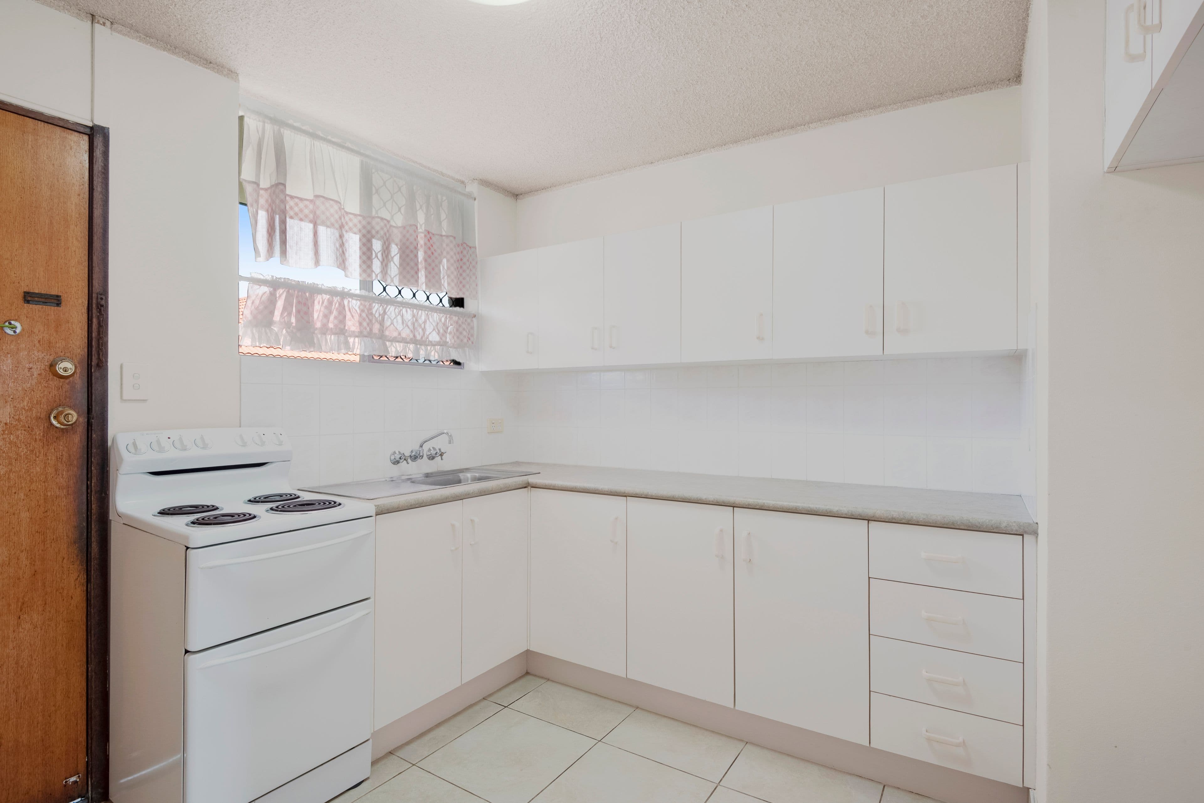 1371 Gold Coast Highway, Palm Beach QLD 4221, Palm Beach - Thumbnail 3