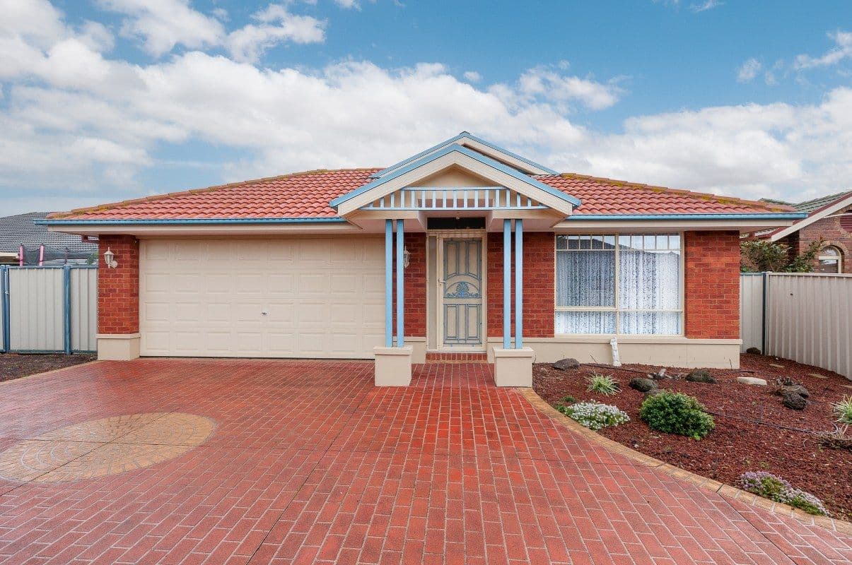 9 Erindale Place, CRAIGIEBURN VIC 3064, Craigieburn - Image 1