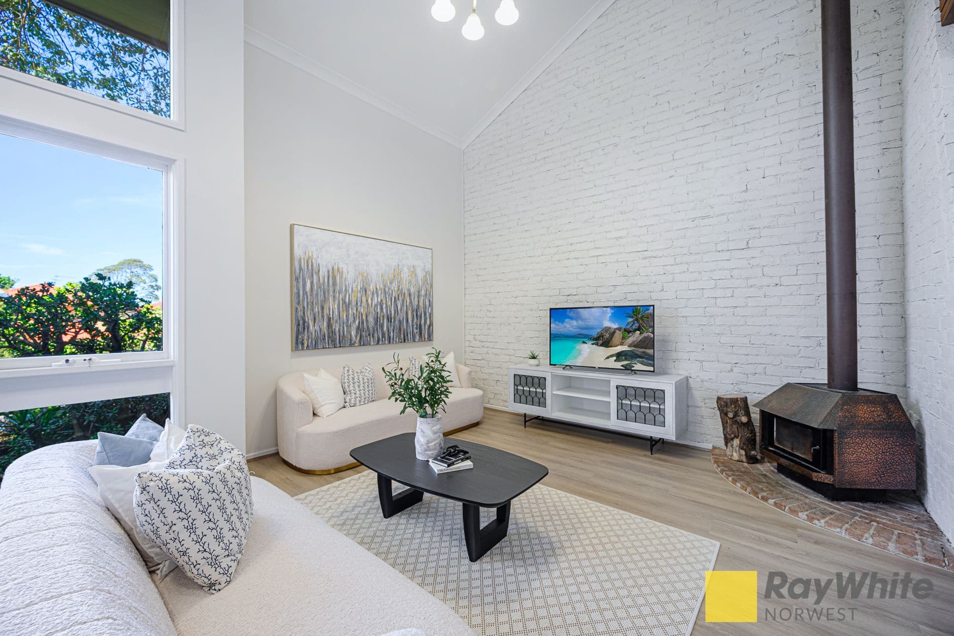 189 Joseph Banks Drive, Kings Langley NSW 2147, Kings Langley - Thumbnail 2