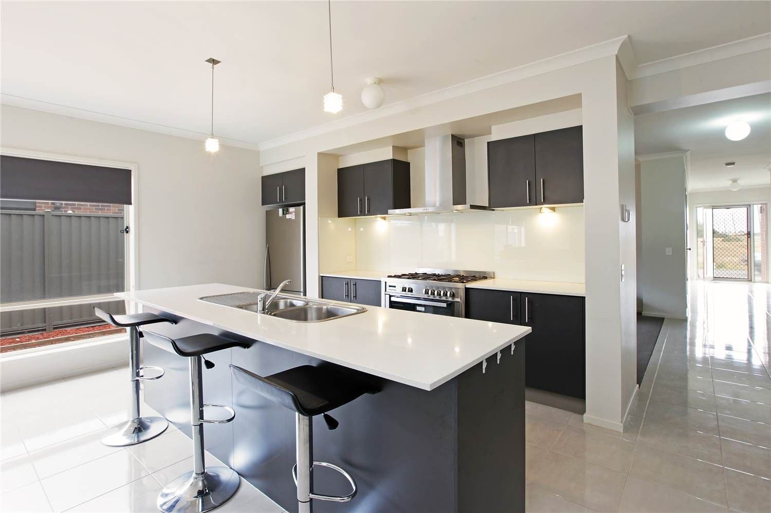 188 Canterbury Road West, LARA VIC 3212, Lara - Thumbnail 5