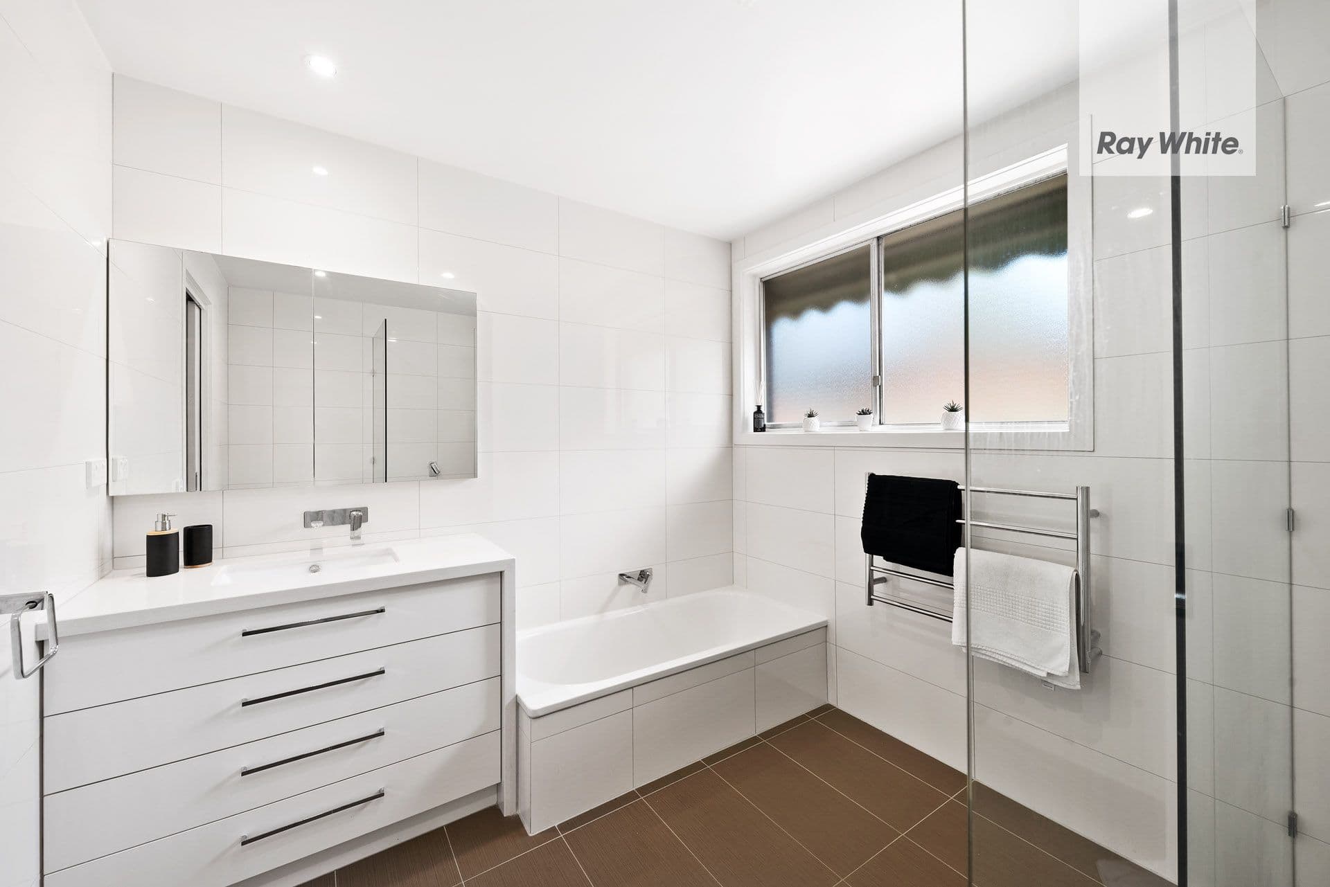 187 Greenwood Drive, Bundoora VIC 3083, Bundoora - Thumbnail 7