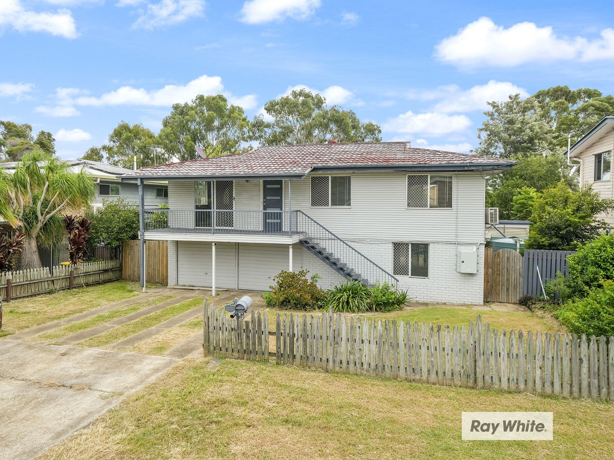 41 Russell Street, Silkstone QLD 4304, Silkstone - Thumbnail 2