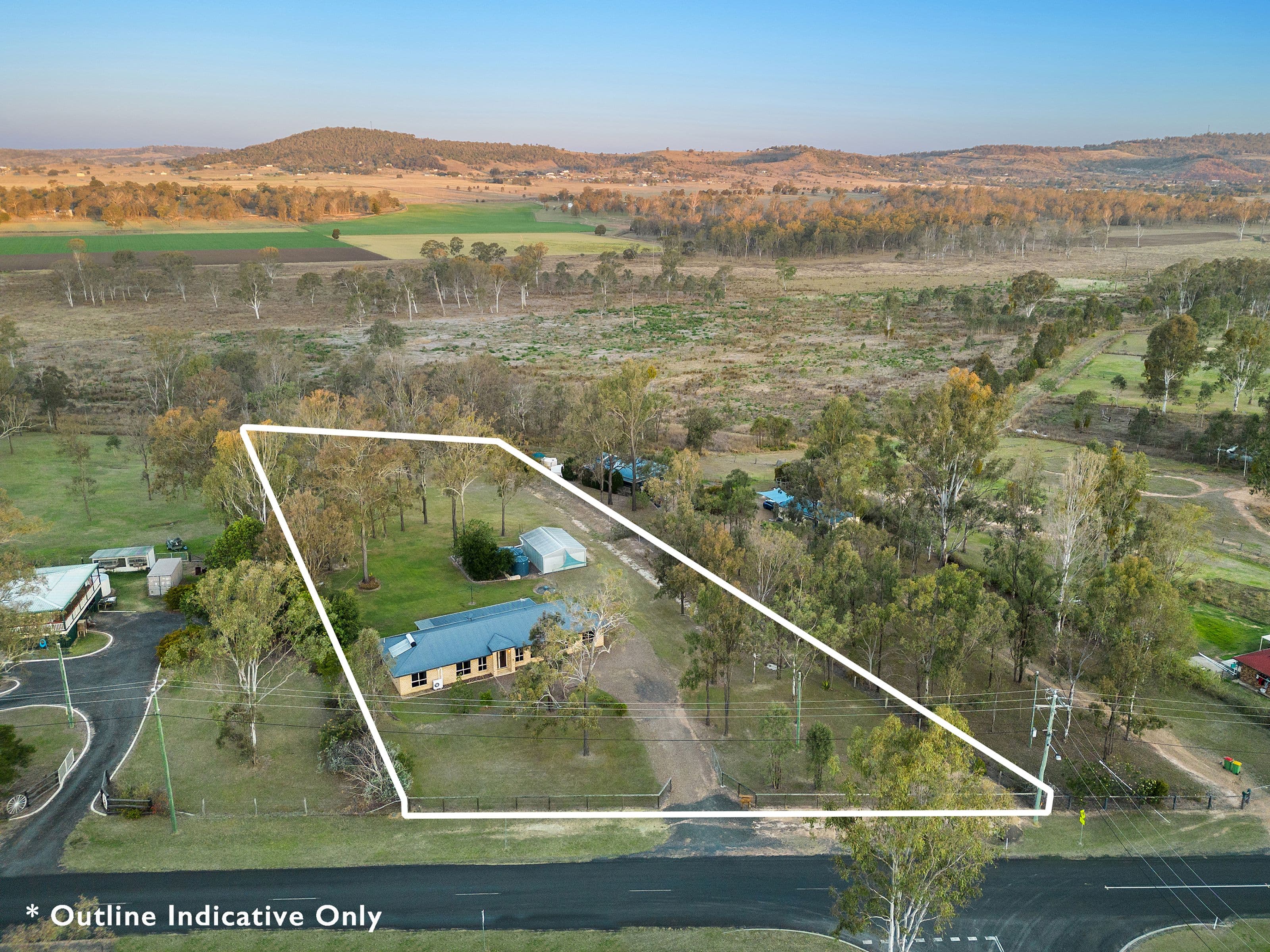 19 Walnut Drive, Brightview QLD 4311, Brightview - Thumbnail 2