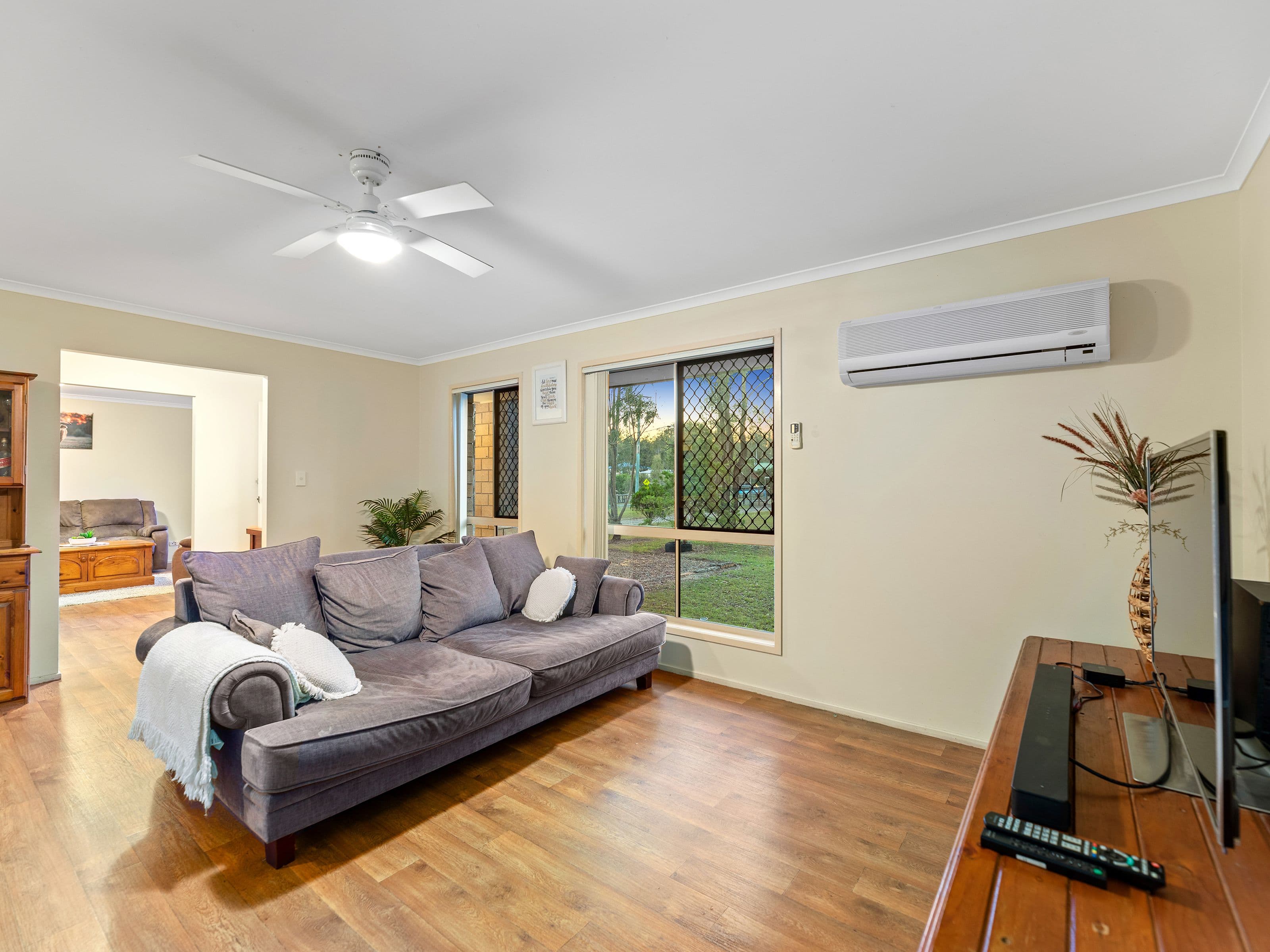 19 Walnut Drive, Brightview QLD 4311, Brightview - Thumbnail 4