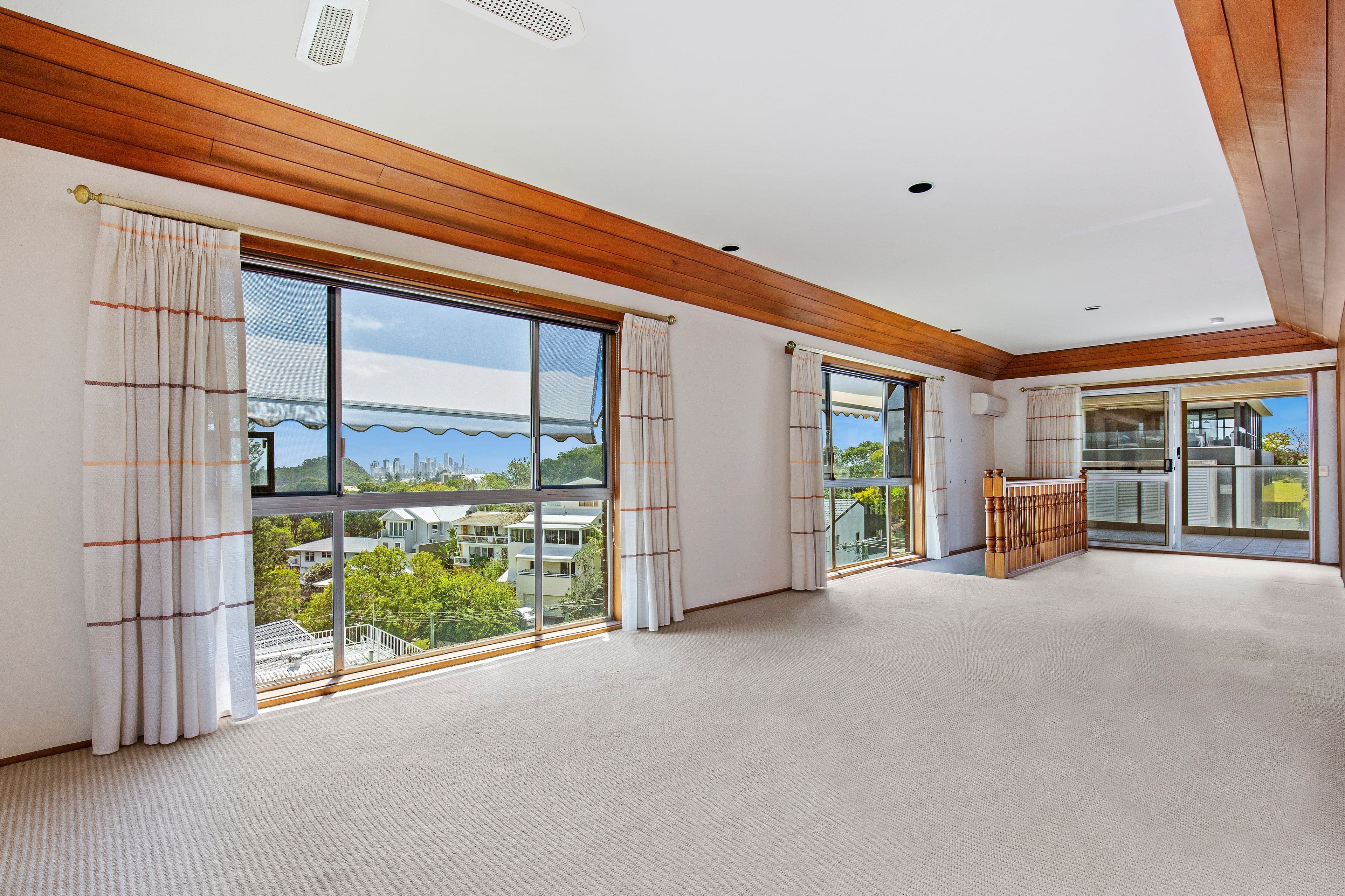 24 Brakes Crescent, Miami QLD 4220, Miami - Thumbnail 7