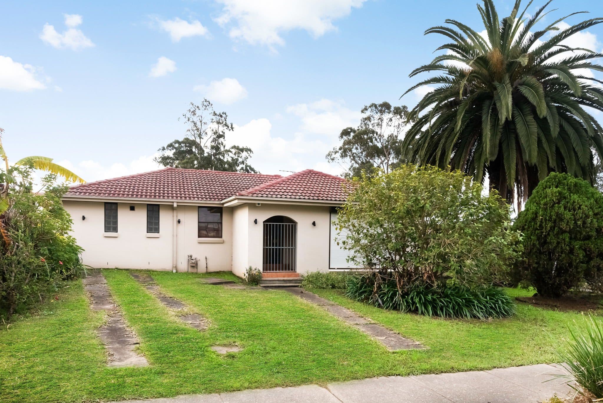 10 Marble Close, Bossley Park NSW 2176, Bossley Park - Image 1