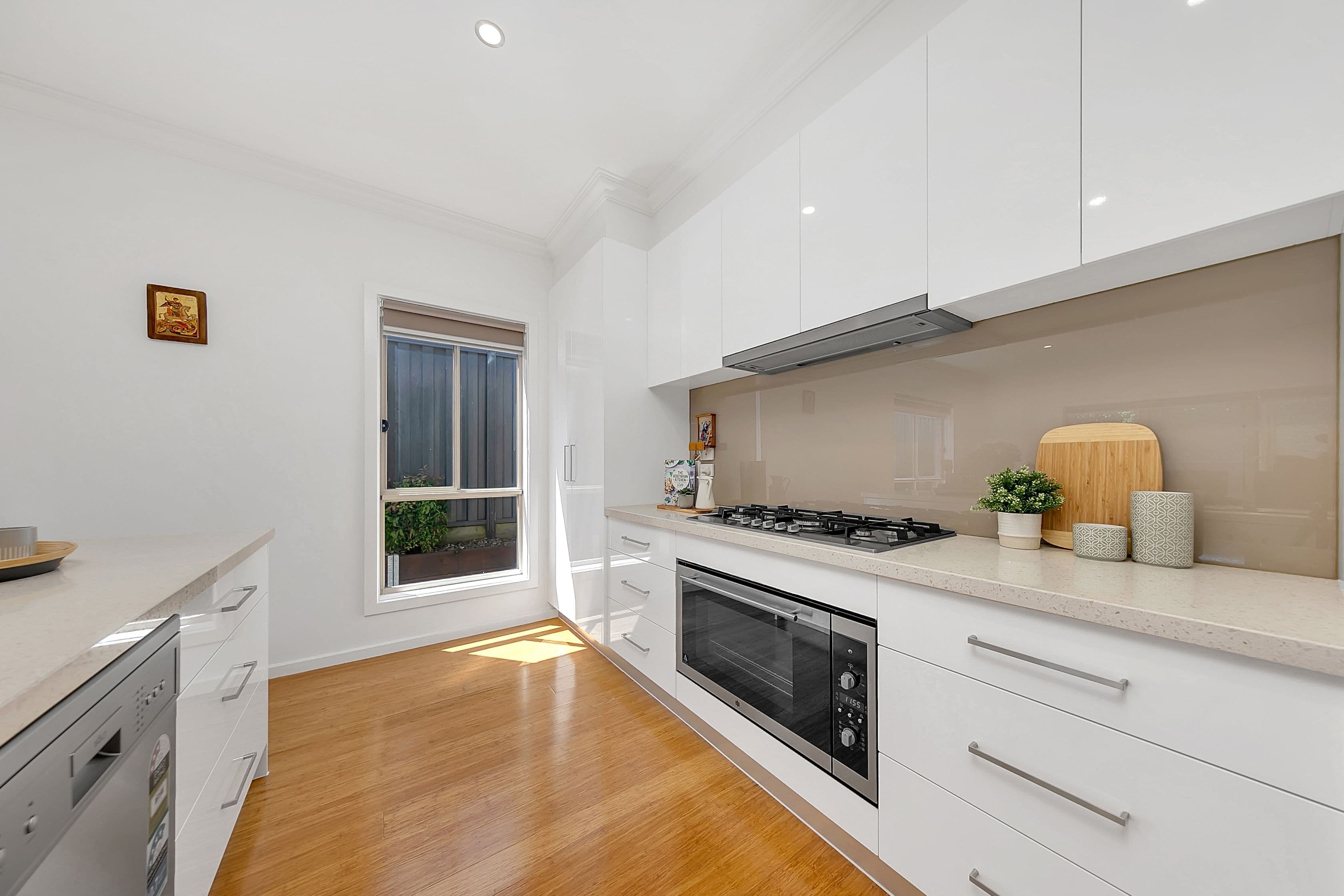 8 Gallagher Way, Mernda VIC 3754, Mernda - Thumbnail 4