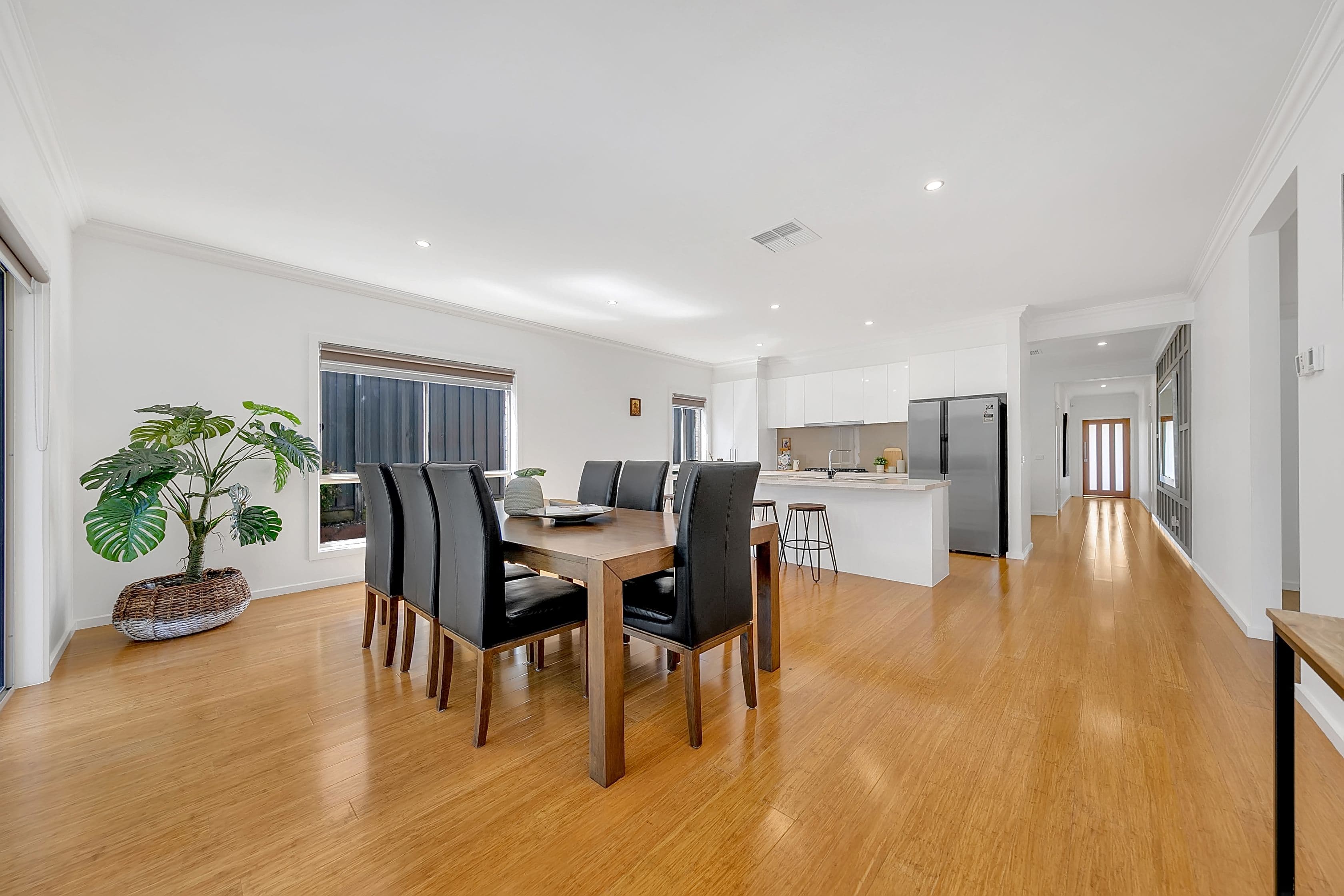 8 Gallagher Way, Mernda VIC 3754, Mernda - Thumbnail 7