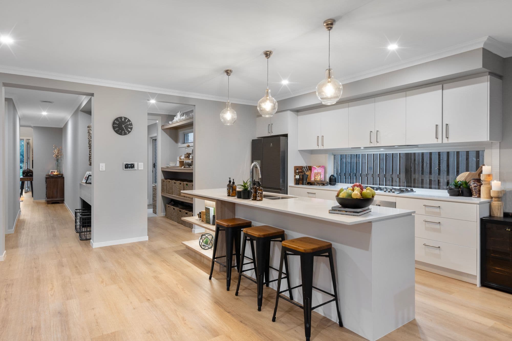 7 Walker Avenue, Belivah QLD 4207, Belivah - Thumbnail 3