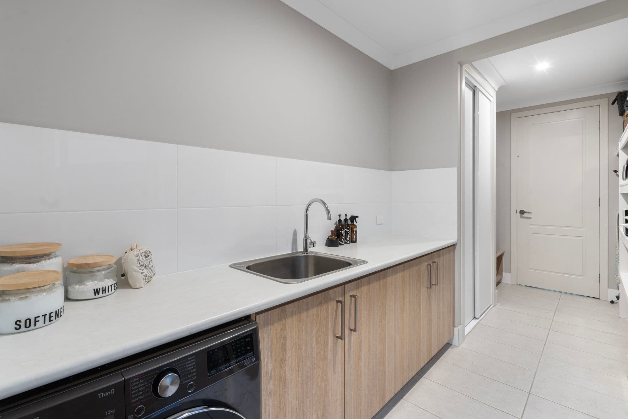 7 Walker Avenue, Belivah QLD 4207, Belivah - Thumbnail 7