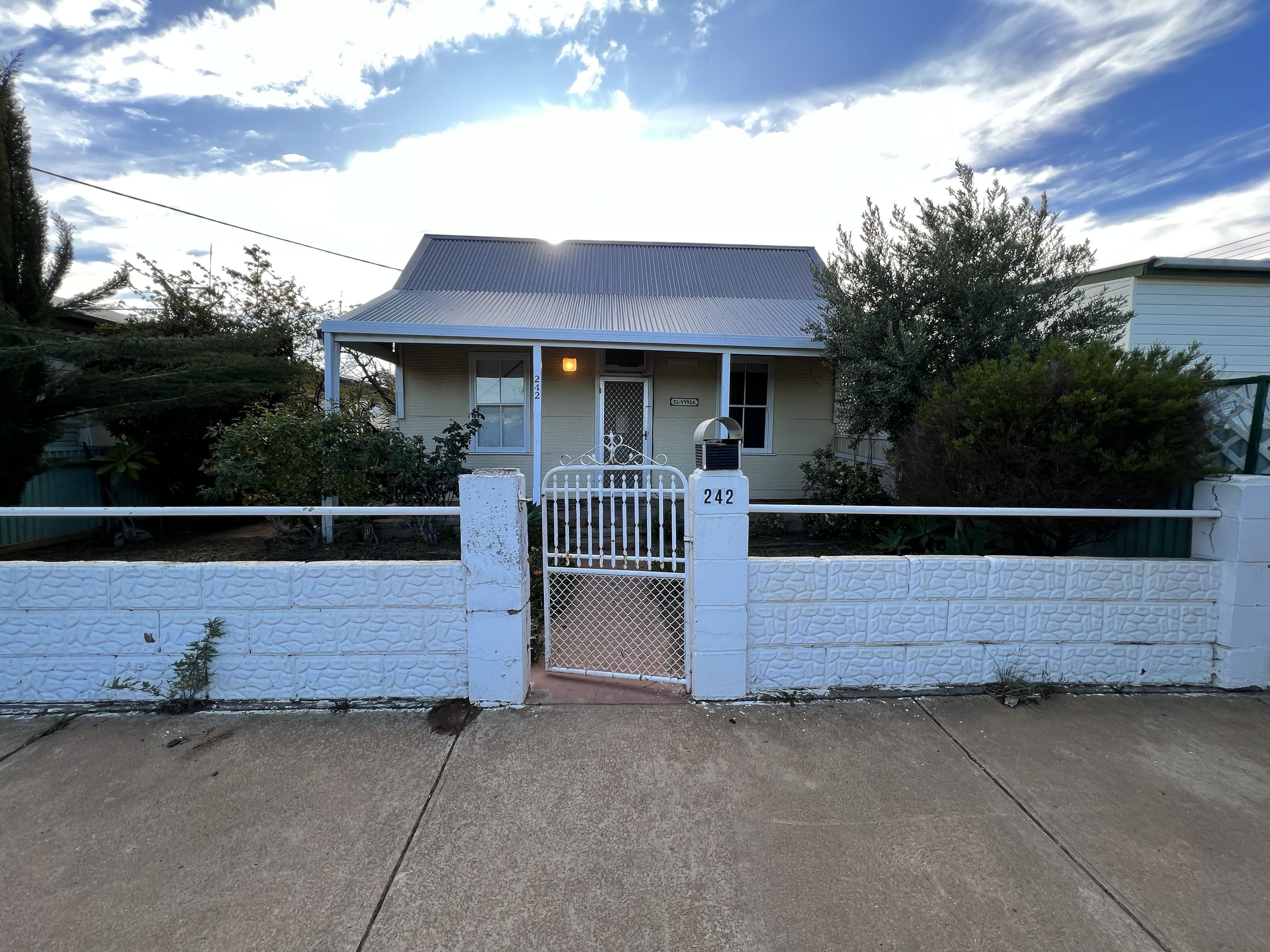 242a Mercury Street, Broken Hill NSW 2880, Broken Hill - Image 1