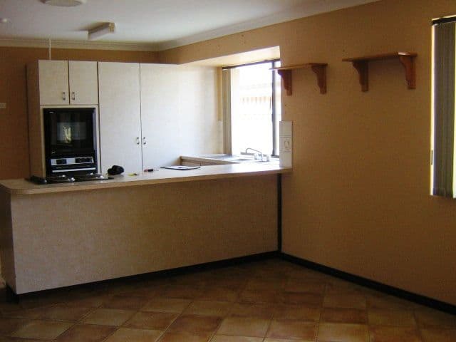 4 Queenscliffe Close, TARCOOLA BEACH WA 6530, Tarcoola Beach - Thumbnail 4