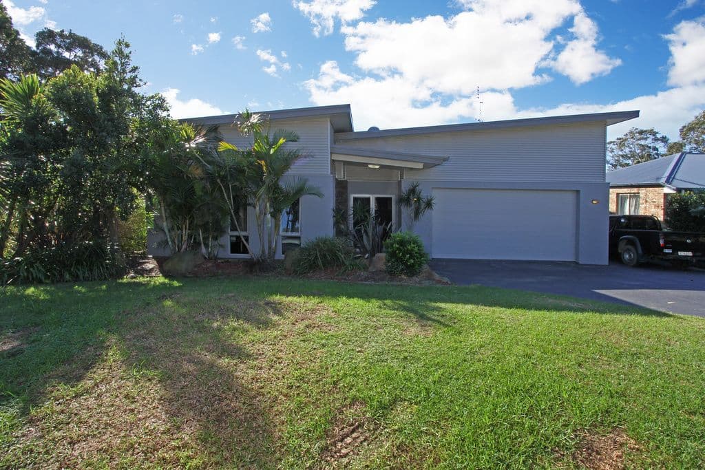 49 The Ridge Road, Malua Bay - Image 1