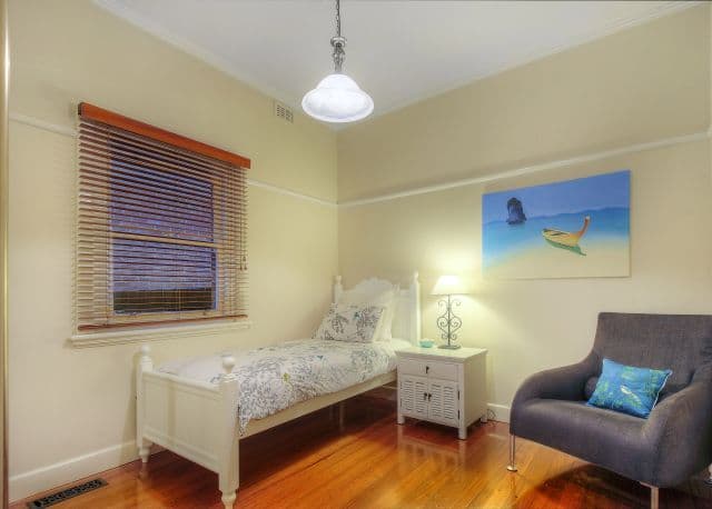 15 Fordham Road, Reservoir VIC 3073, Reservoir - Thumbnail 6