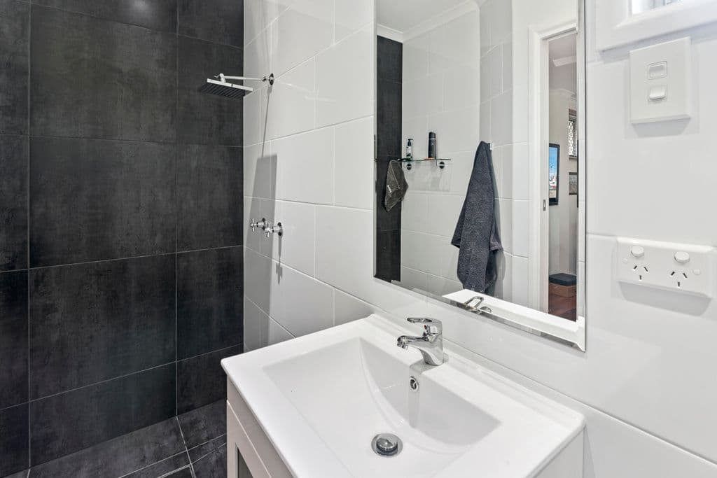 57 Parnki Parade, Palm Beach QLD 4221, Palm Beach - Thumbnail 6