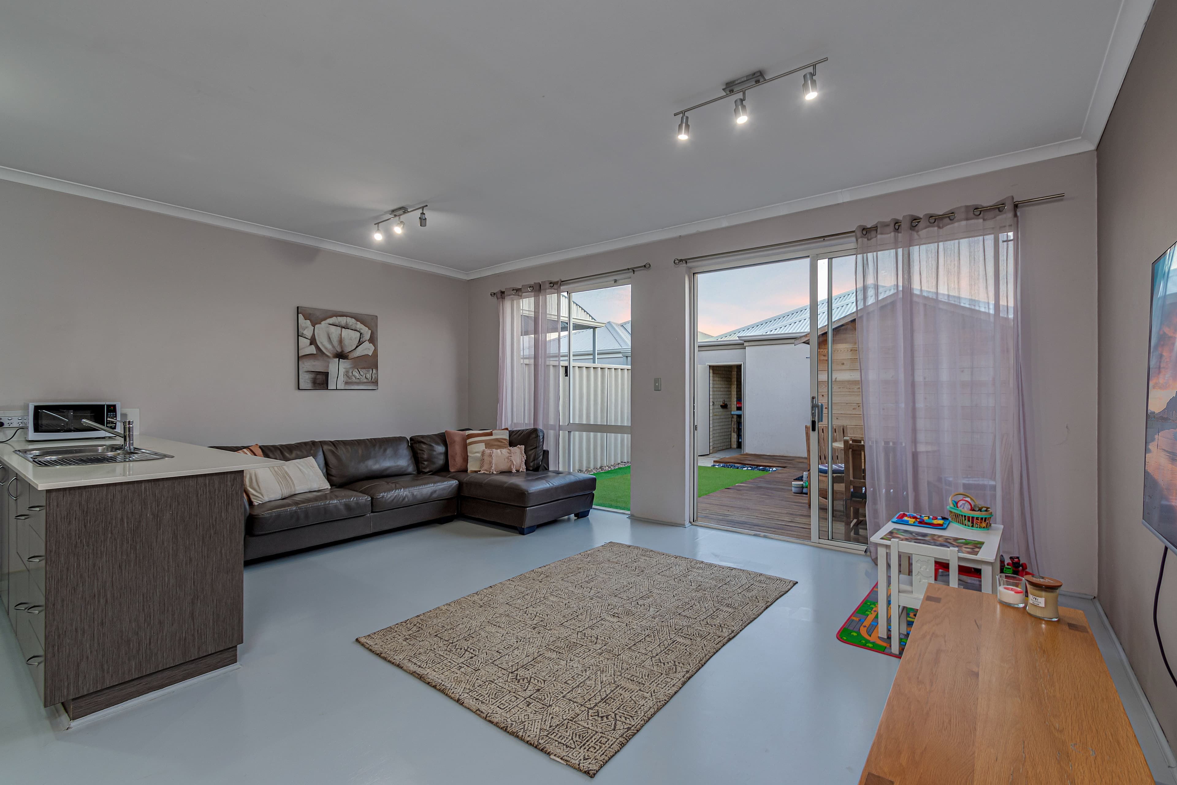 65B Eastwall Parkway, Butler WA 6036, Butler - Thumbnail 4