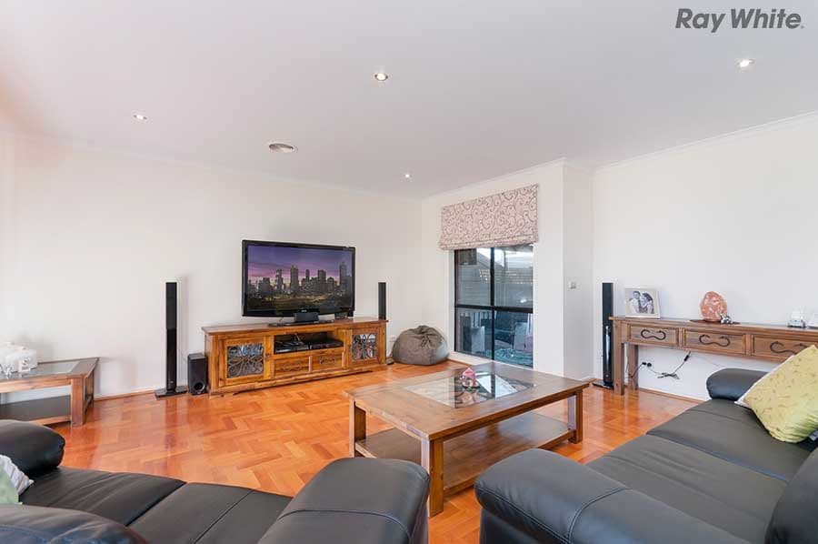 9 Hulme Court, Hillside VIC 3037, Hillside - Thumbnail 4