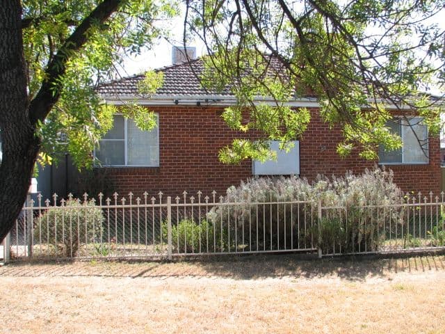 27 Park Street, TAMWORTH NSW 2340, West Tamworth - Image 1
