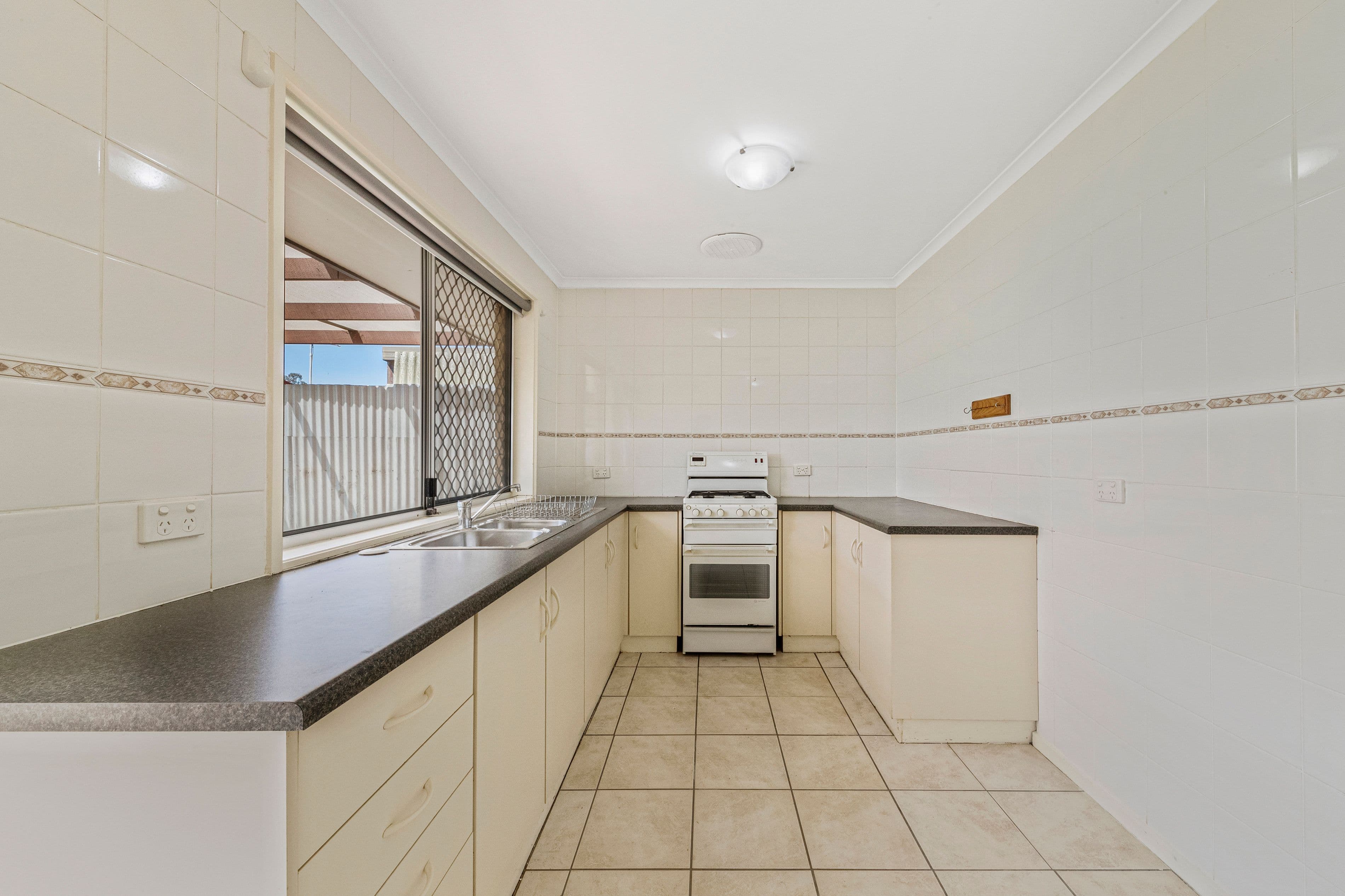 13 Saywell Crescent, Salisbury North SA 5108, Salisbury North - Thumbnail 4