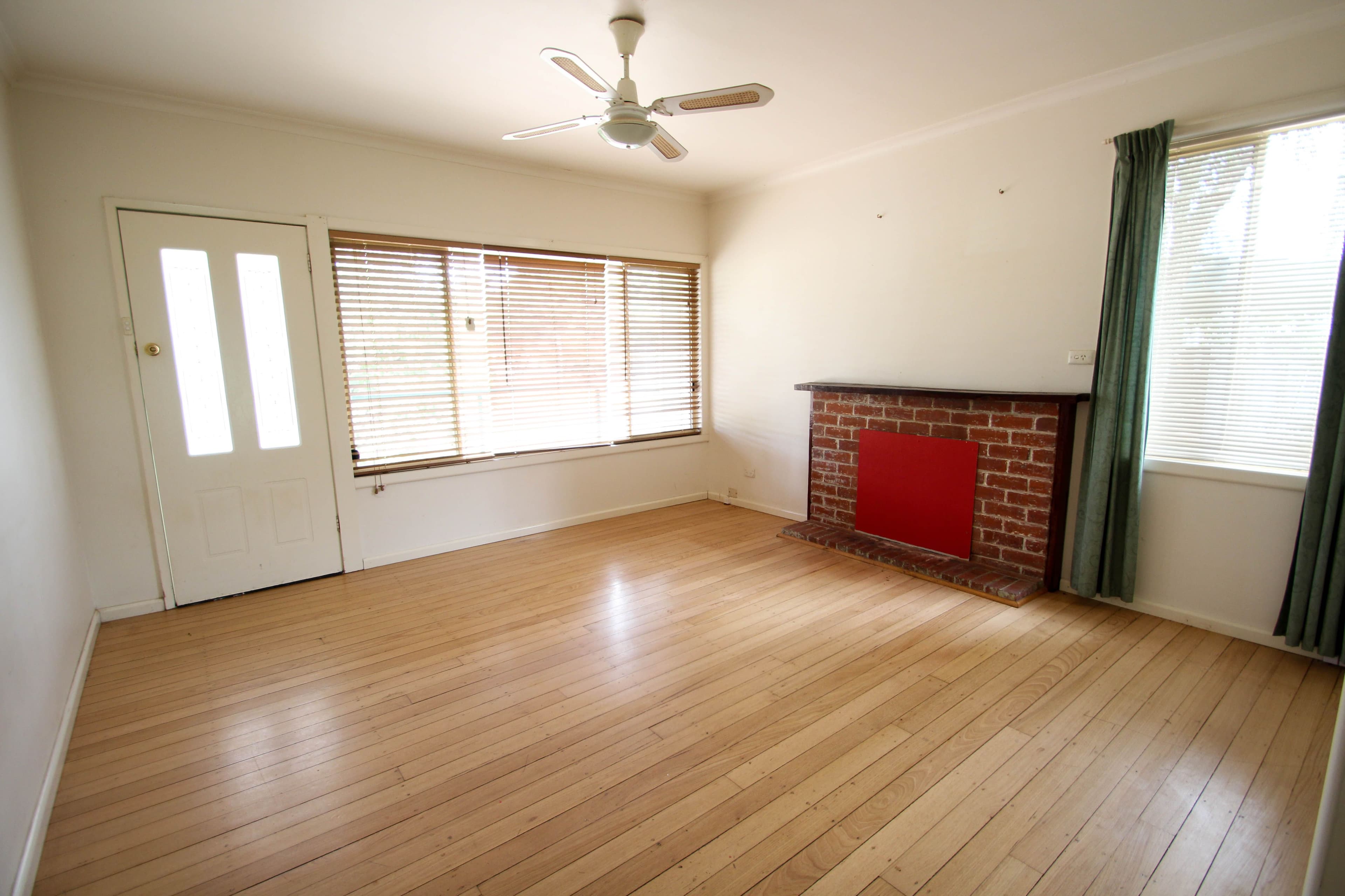 13 Stokes Avenue, Cobram VIC 3644, Cobram - Thumbnail 3