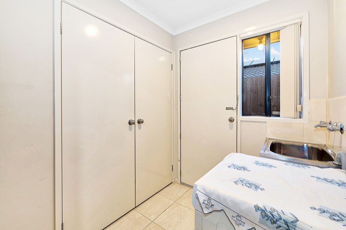 13 Raven Court, Pakenham VIC 3810, Pakenham - Thumbnail 5