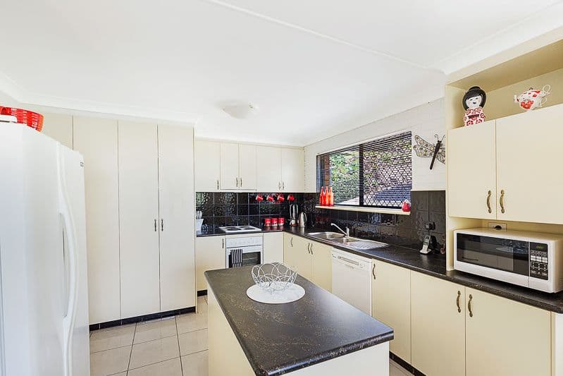 3 Outlook Crescent, Blue Mountain Heights QLD 4350, Blue Mountain Heights - Thumbnail 4