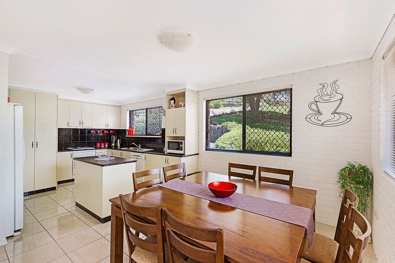 3 Outlook Crescent, Blue Mountain Heights QLD 4350, Blue Mountain Heights - Thumbnail 5