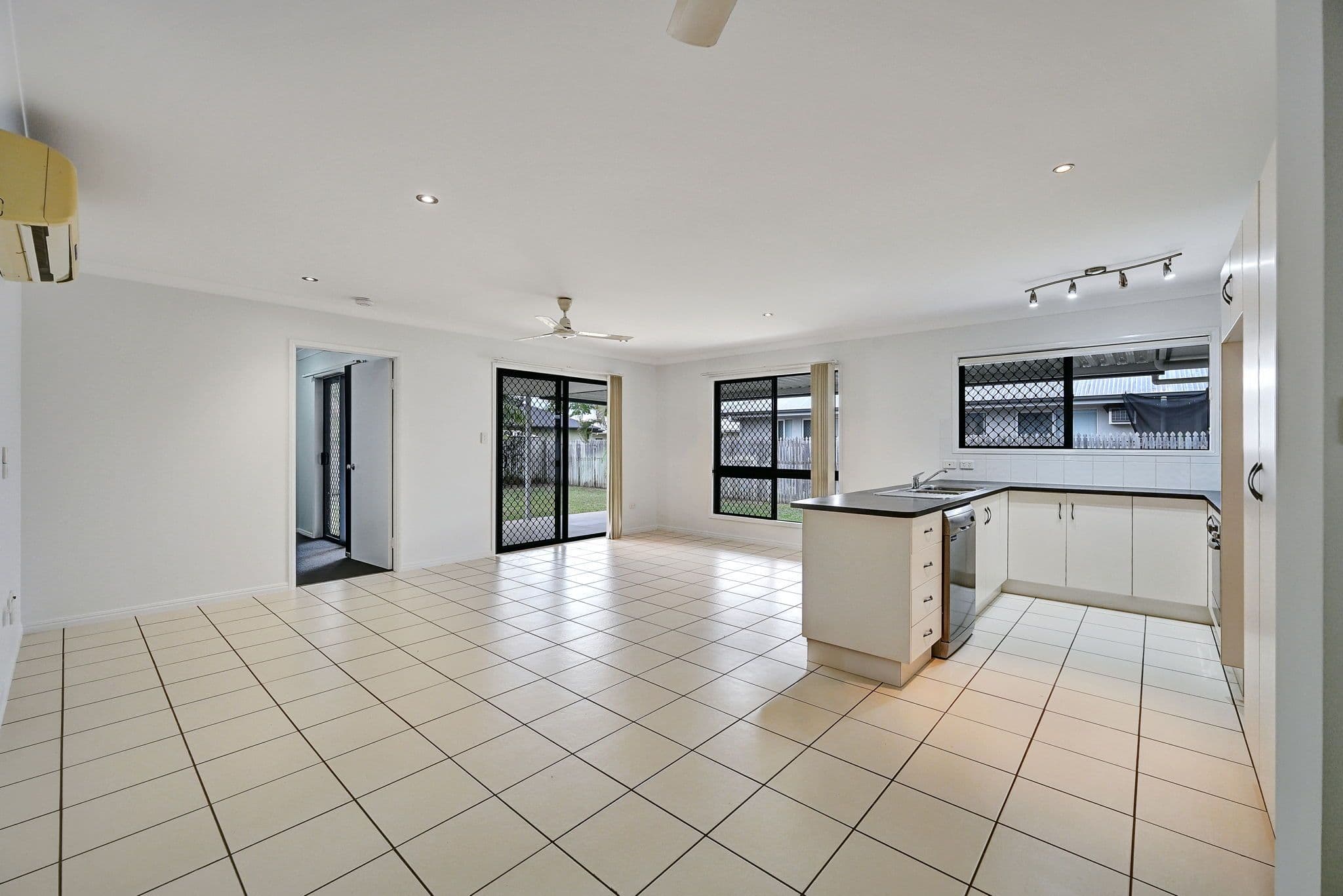 6 Westgate Court, Kirwan QLD 4817, Kirwan - Thumbnail 4