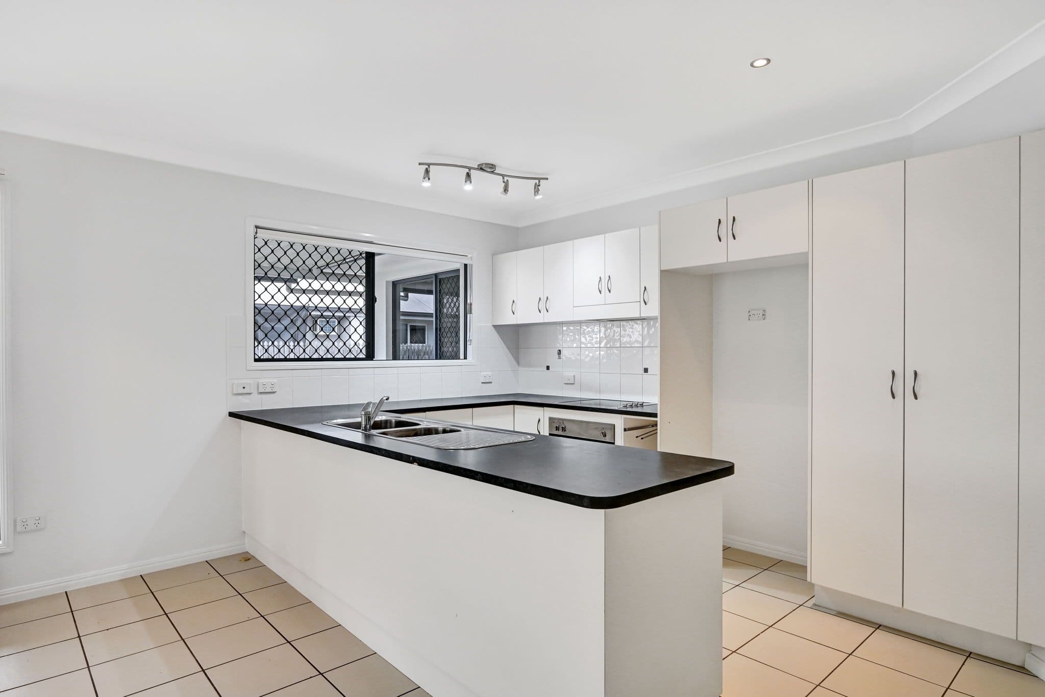 6 Westgate Court, Kirwan QLD 4817, Kirwan - Thumbnail 5