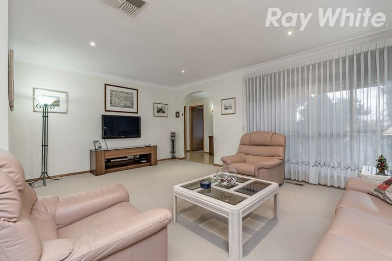 15 Ilias Court, Bundoora VIC 3083, Bundoora - Thumbnail 2