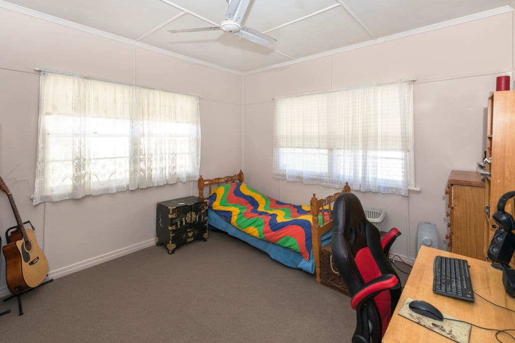 24 Orcades Road, YERONGA QLD 4104, Yeronga - Thumbnail 6