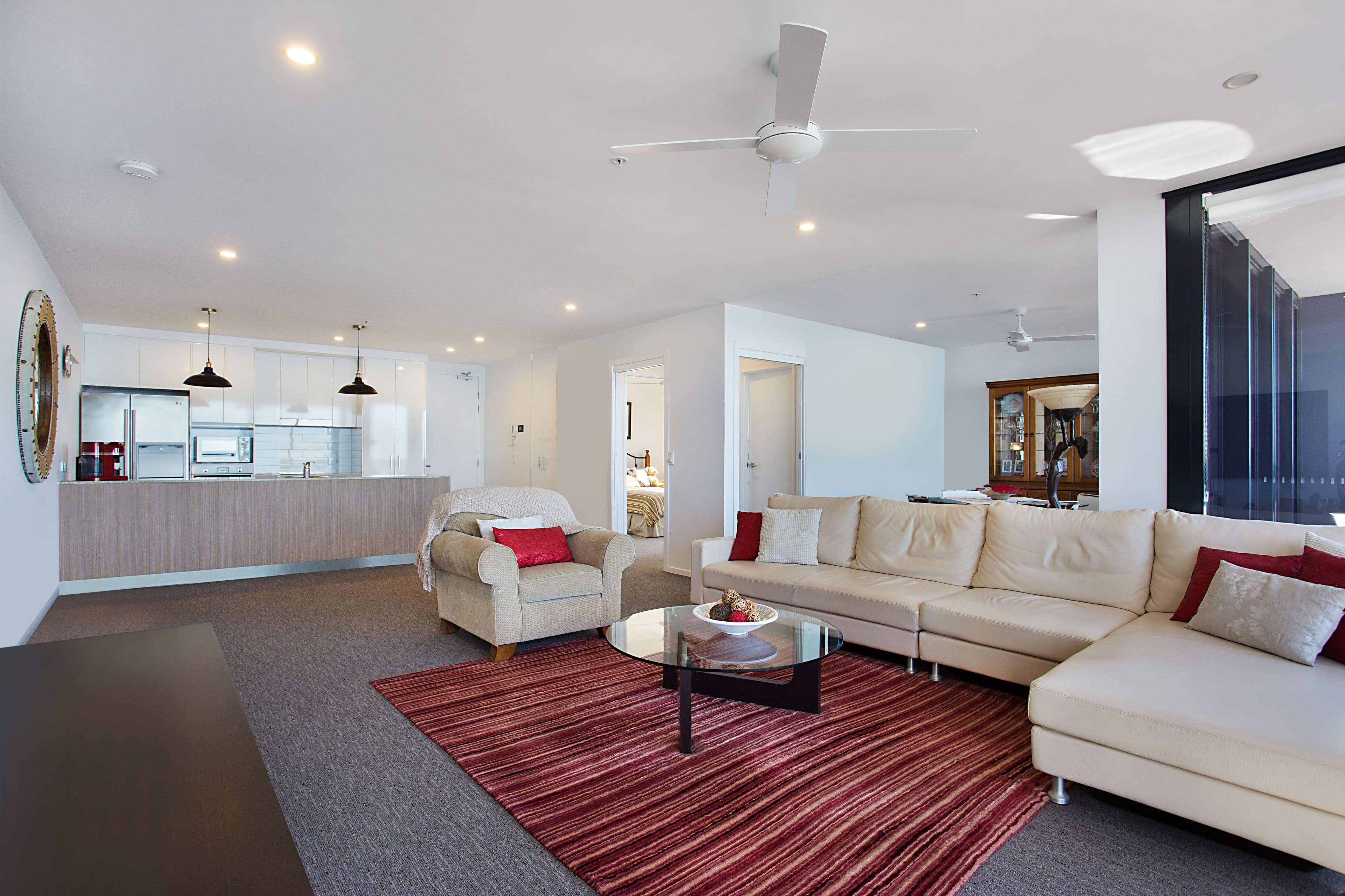 124 'Synergy' 2729-2733 Gold Coast Highway, Broadbeach QLD 4218, Broadbeach - Thumbnail 4