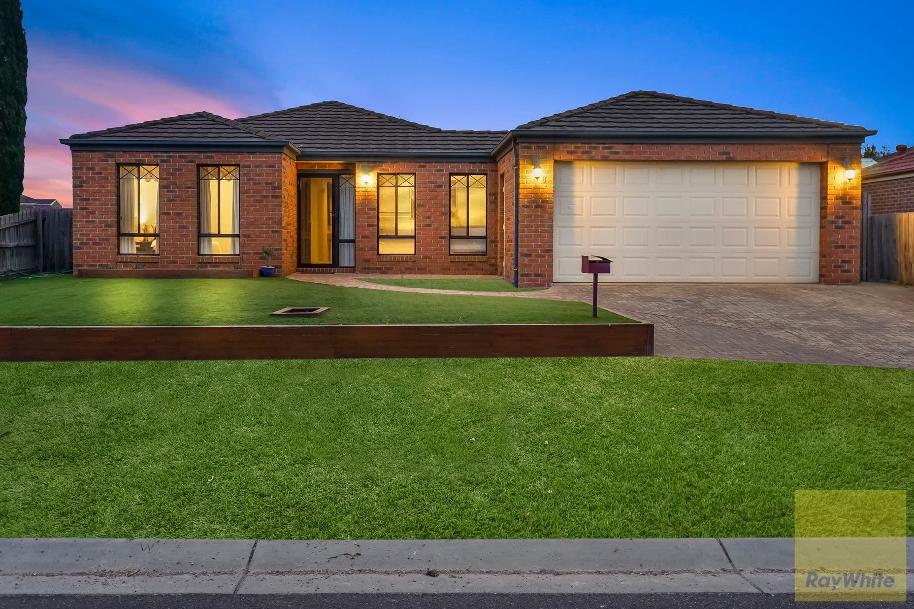 8 Joybells Crescent, Tarneit VIC 3029, Tarneit - Image 1