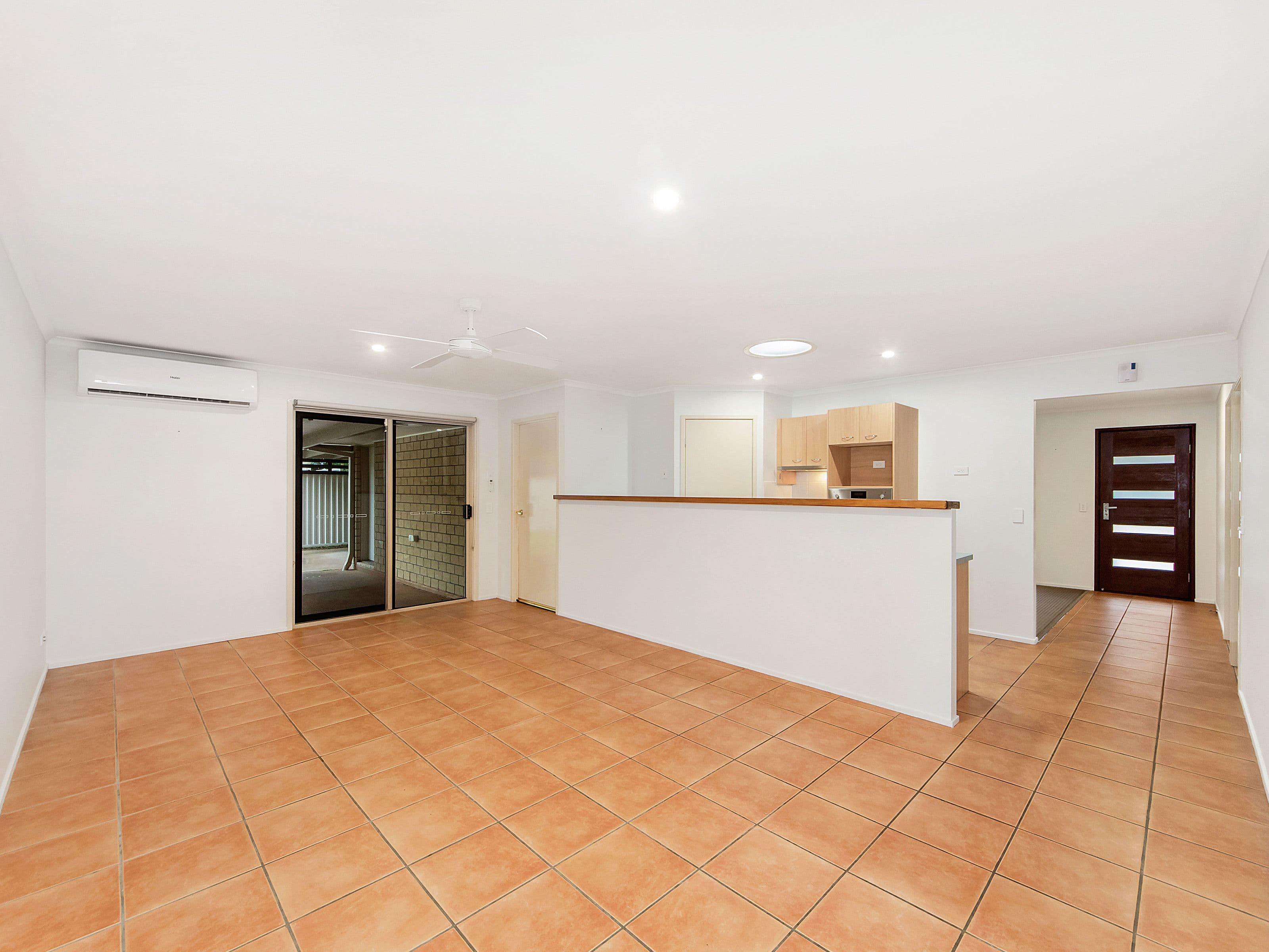 6 Waverley Park Close, Oxenford QLD 4210, Oxenford - Thumbnail 4