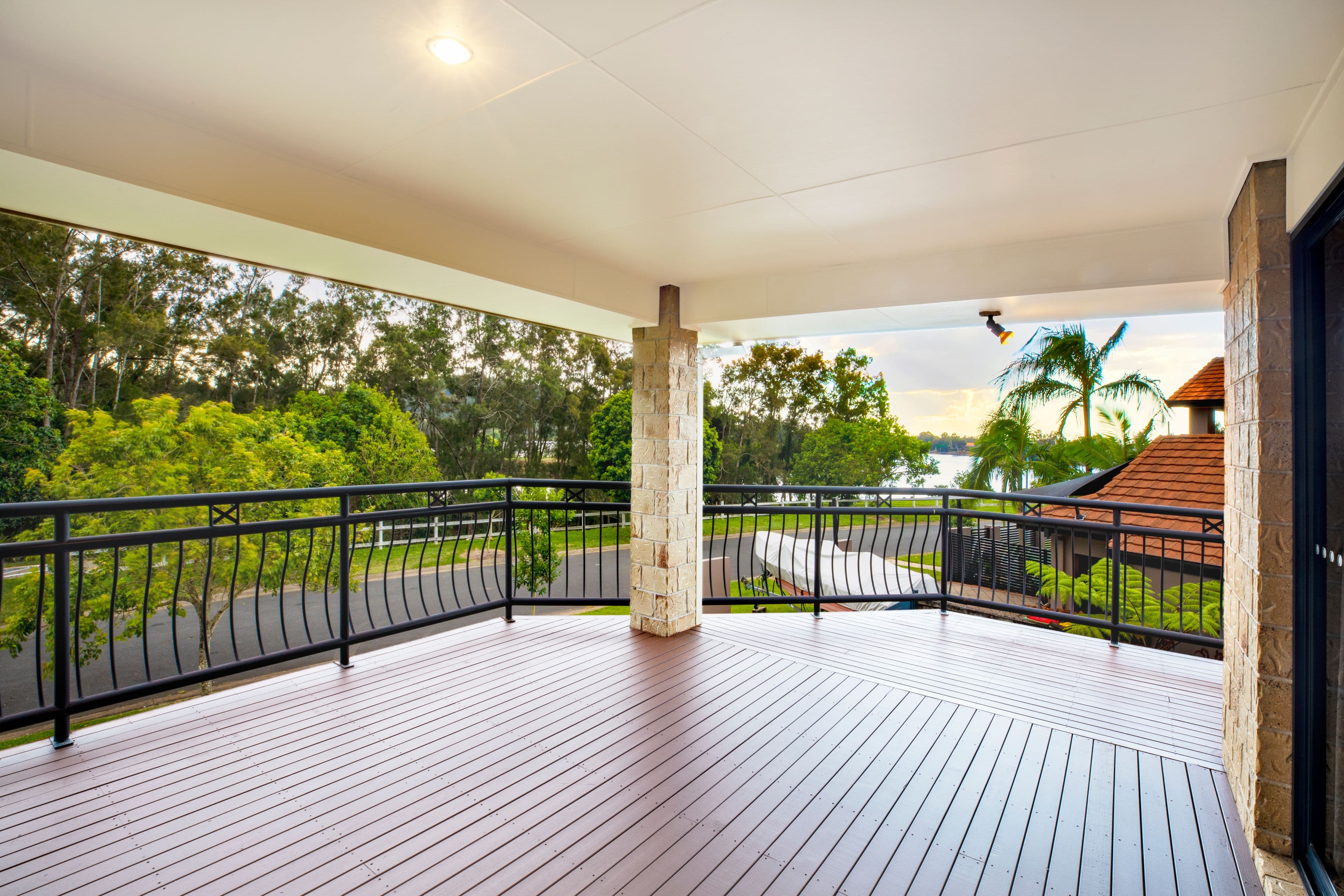 24 Brittany Drive, Oxenford QLD 4210, Oxenford - Thumbnail 4