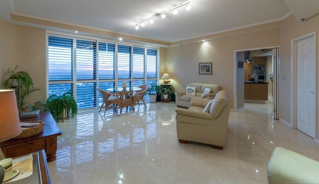  21 Bayview Street, Runaway Bay QLD 4216, Runaway Bay - Thumbnail 3