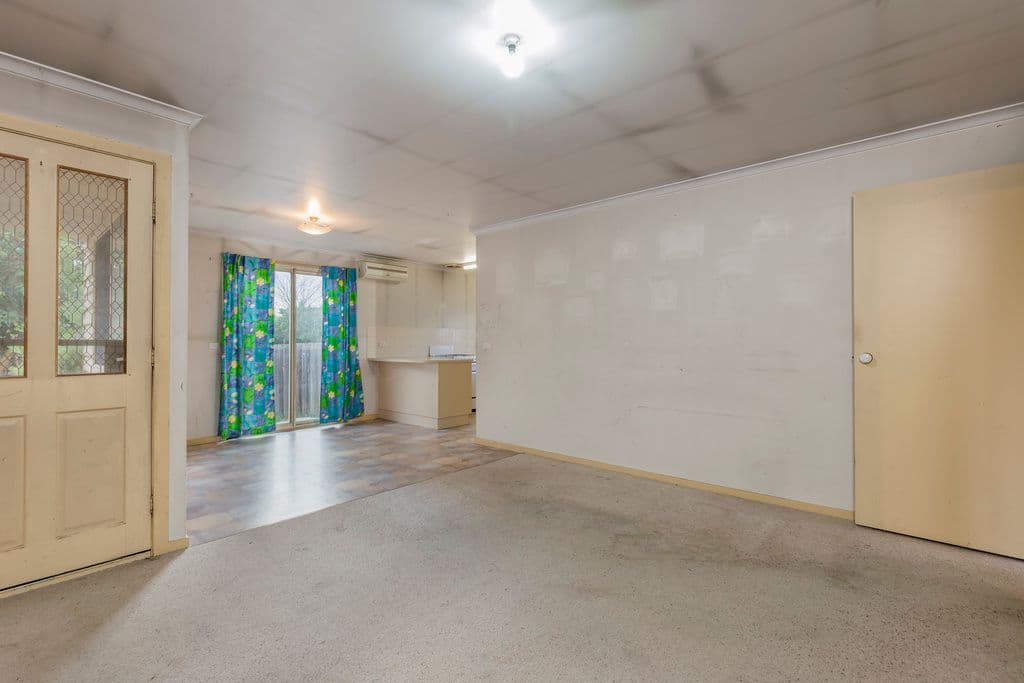 11 McNeil Avenue, East Geelong VIC 3219, East Geelong - Thumbnail 2