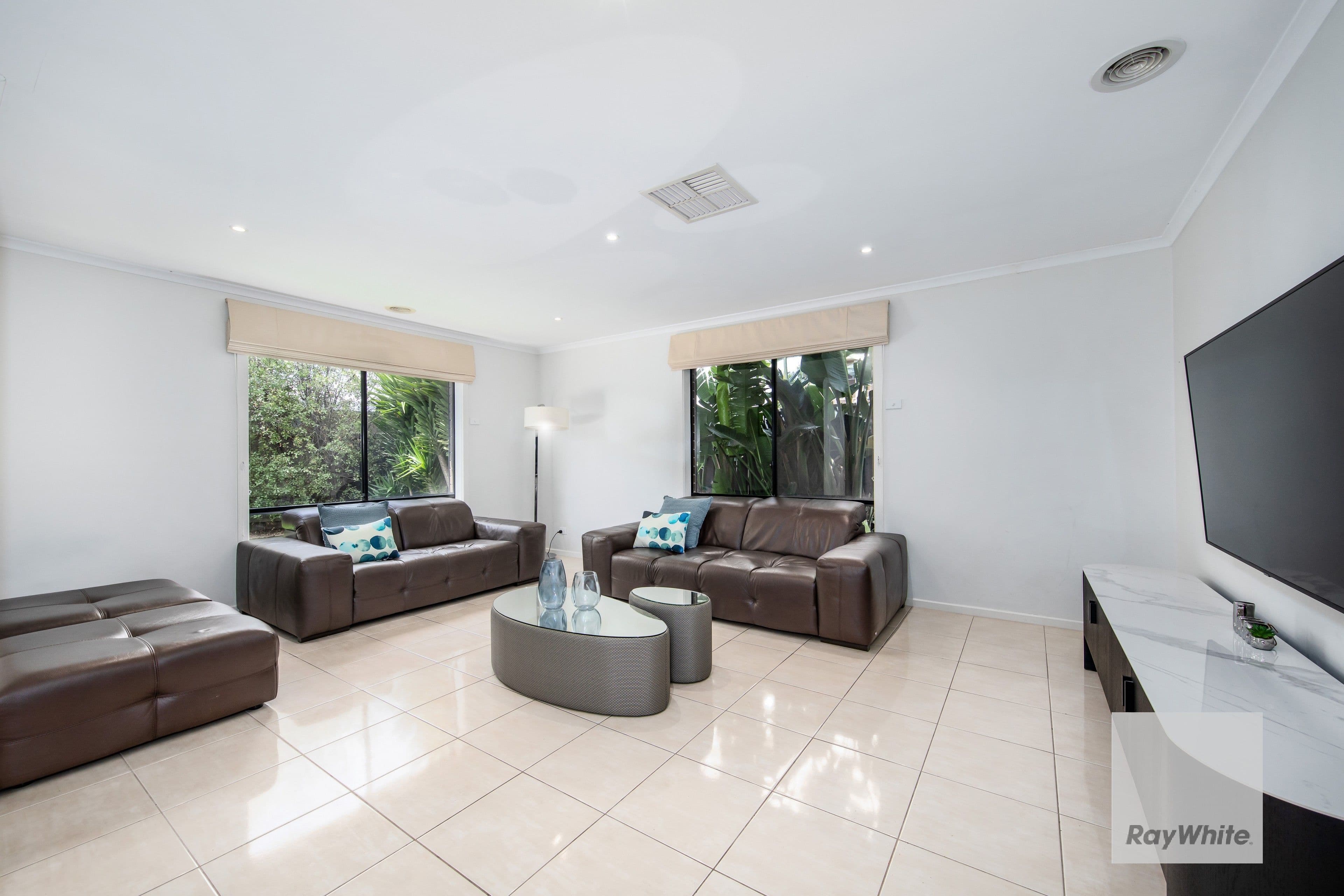 23 Old Course Crescent, Deer Park VIC 3023, Deer Park - Thumbnail 5