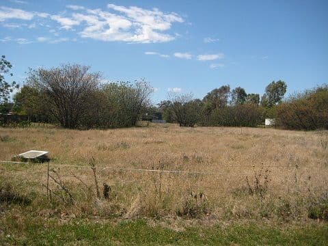 70 Wilga Street, COONAMBLE NSW 2829, Coonamble - Thumbnail 2