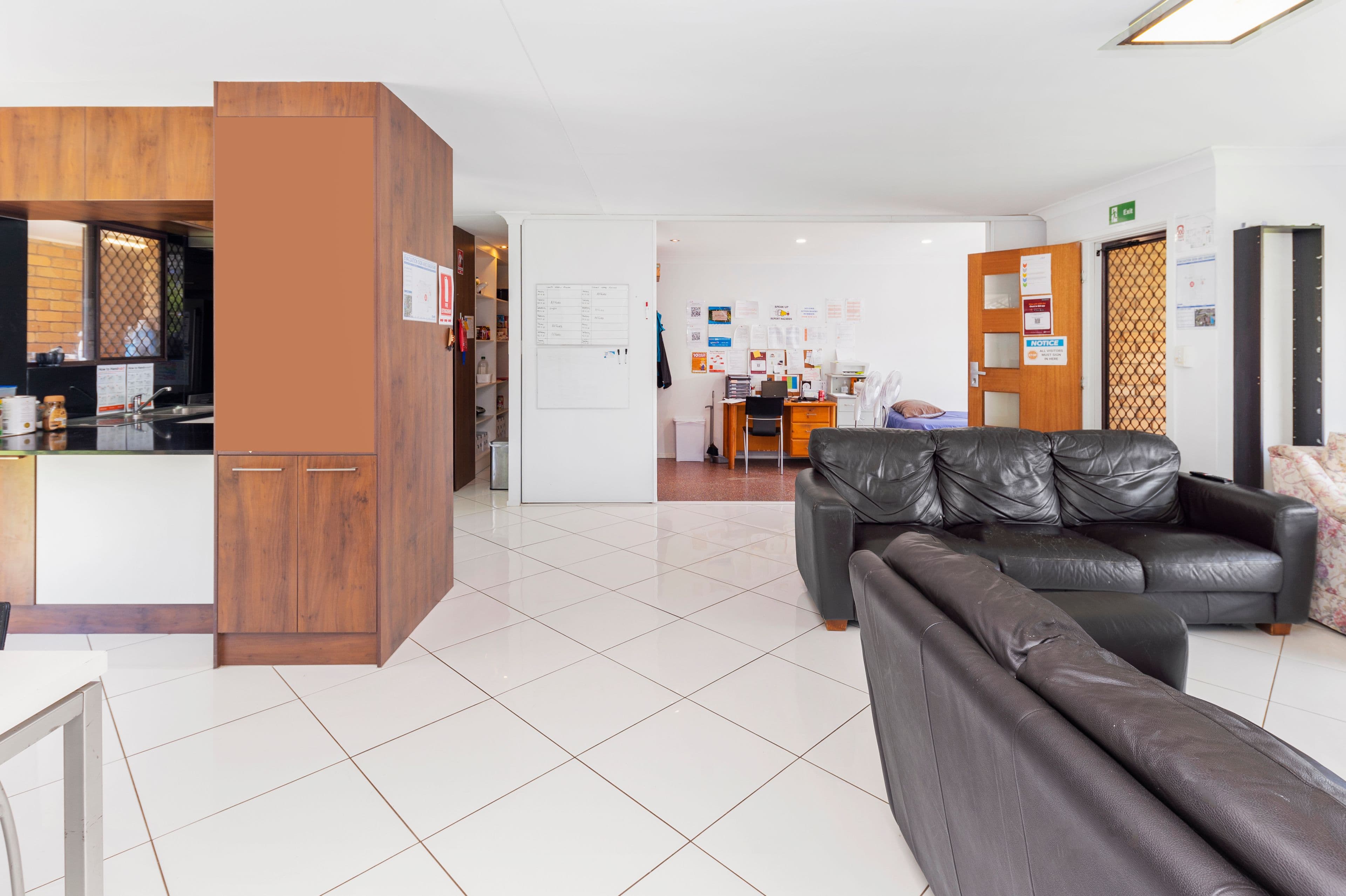 25 Terrigal Crescent, Southport QLD 4215, Southport - Thumbnail 8