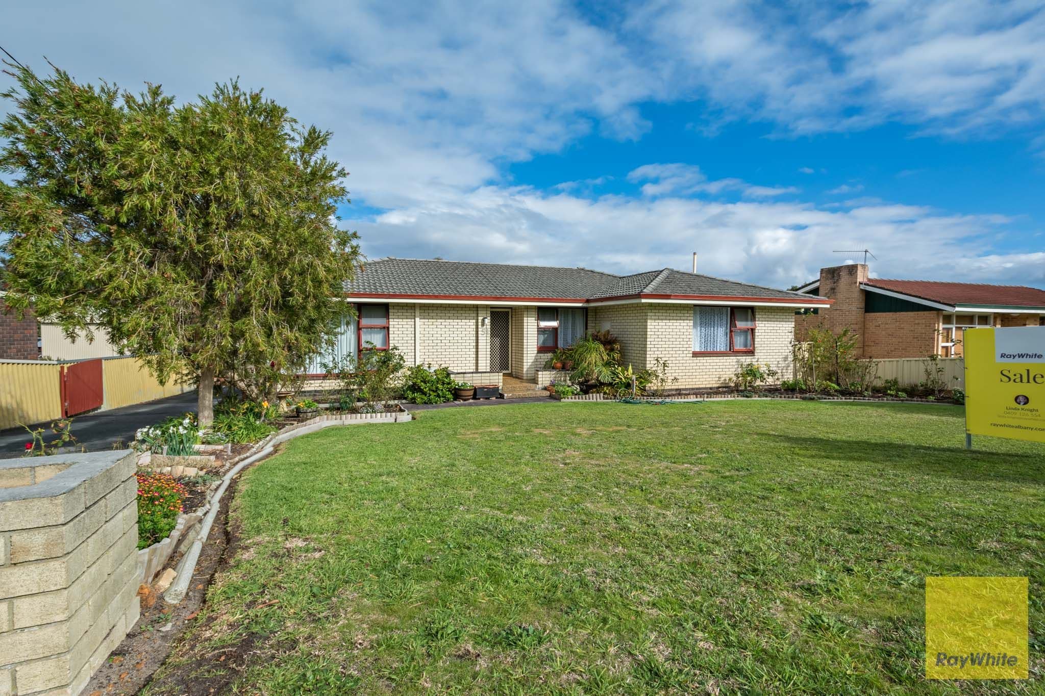 51 David Street, Spencer Park WA 6330, Spencer Park - Thumbnail 2