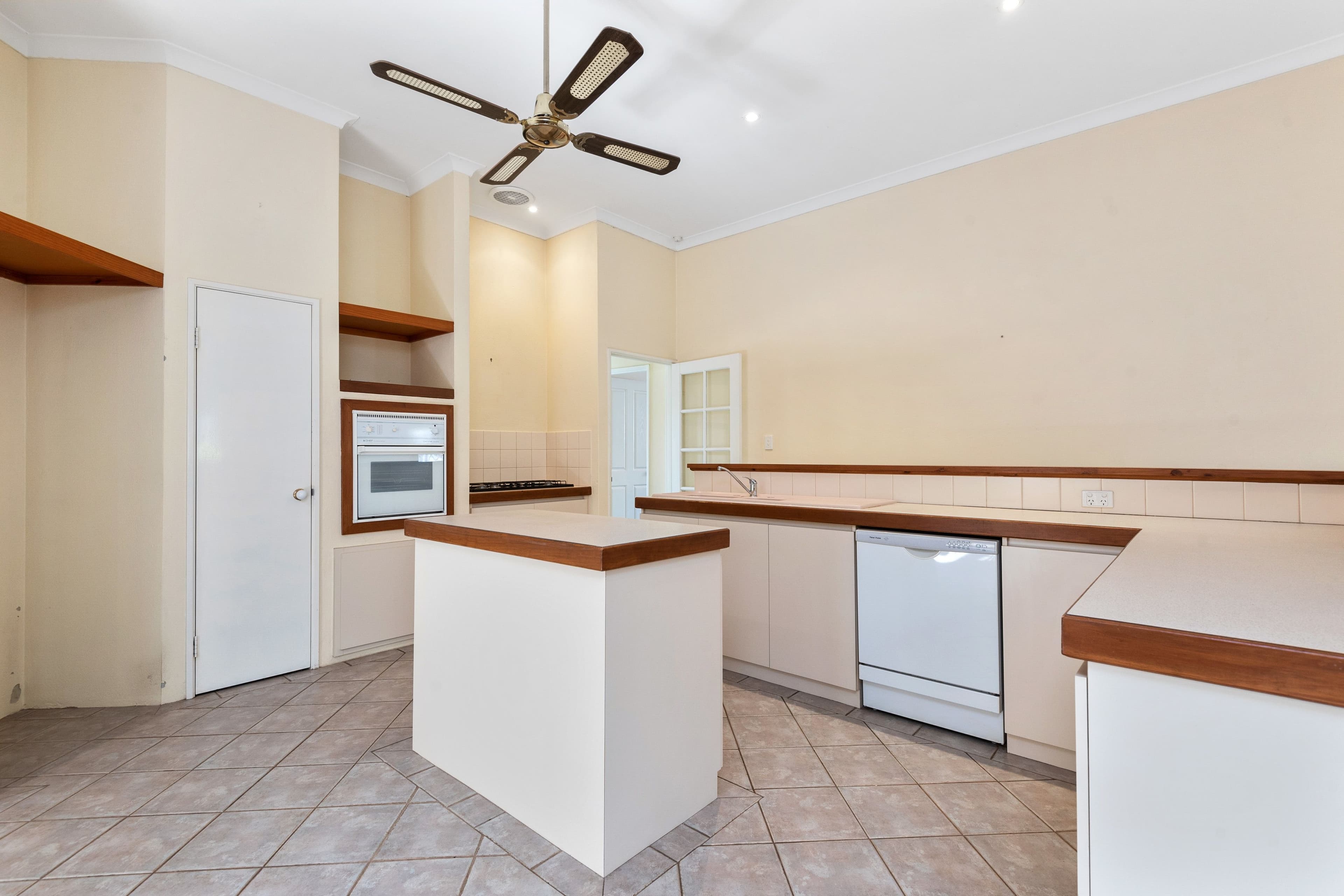 11 Mayena Retreat, Hillarys WA 6025, Hillarys - Thumbnail 7
