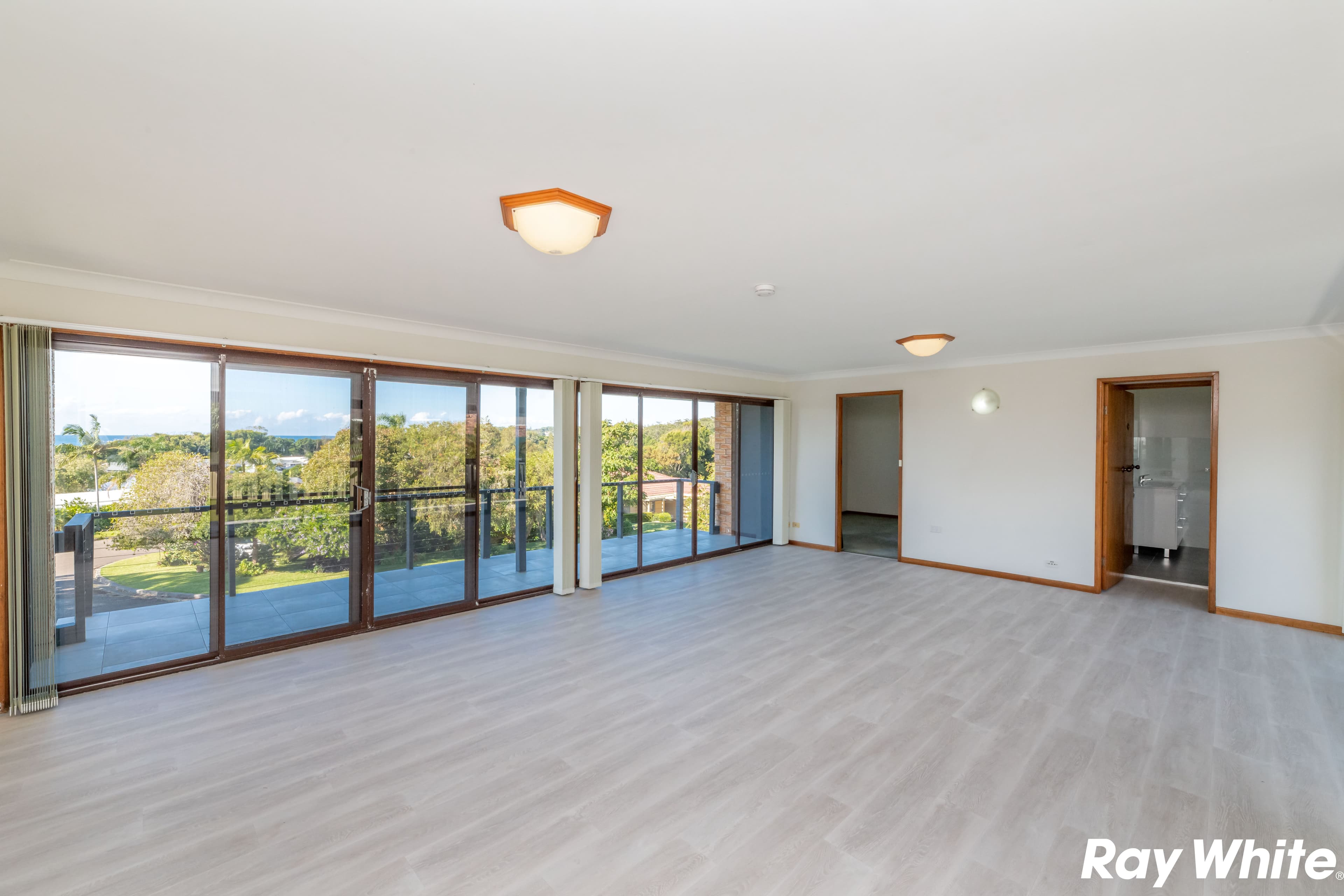 8 Coromont Drive, Red Head NSW 2430, Red Head - Thumbnail 4