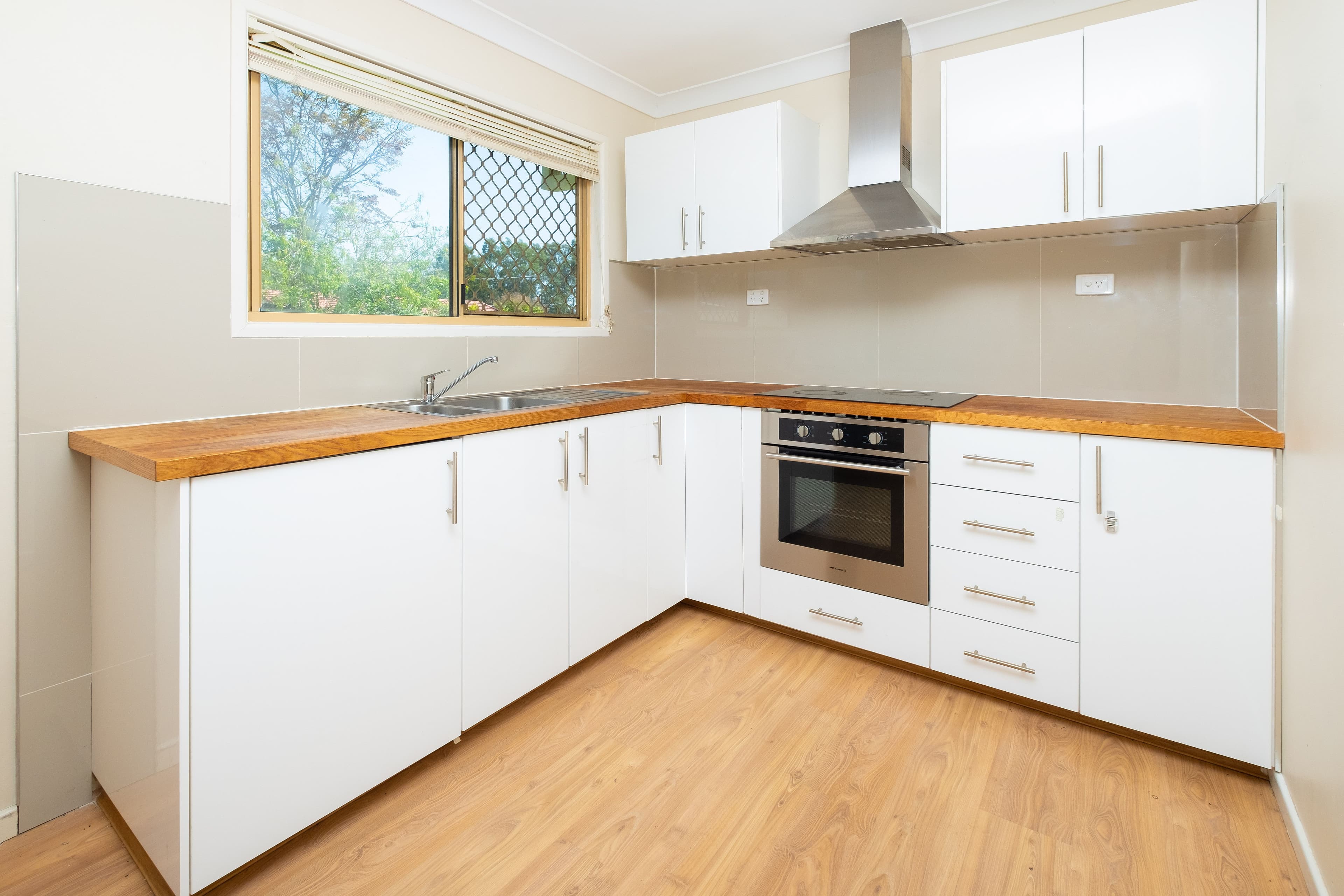 56 Kilby Street, Crestmead QLD 4132, Crestmead - Thumbnail 2