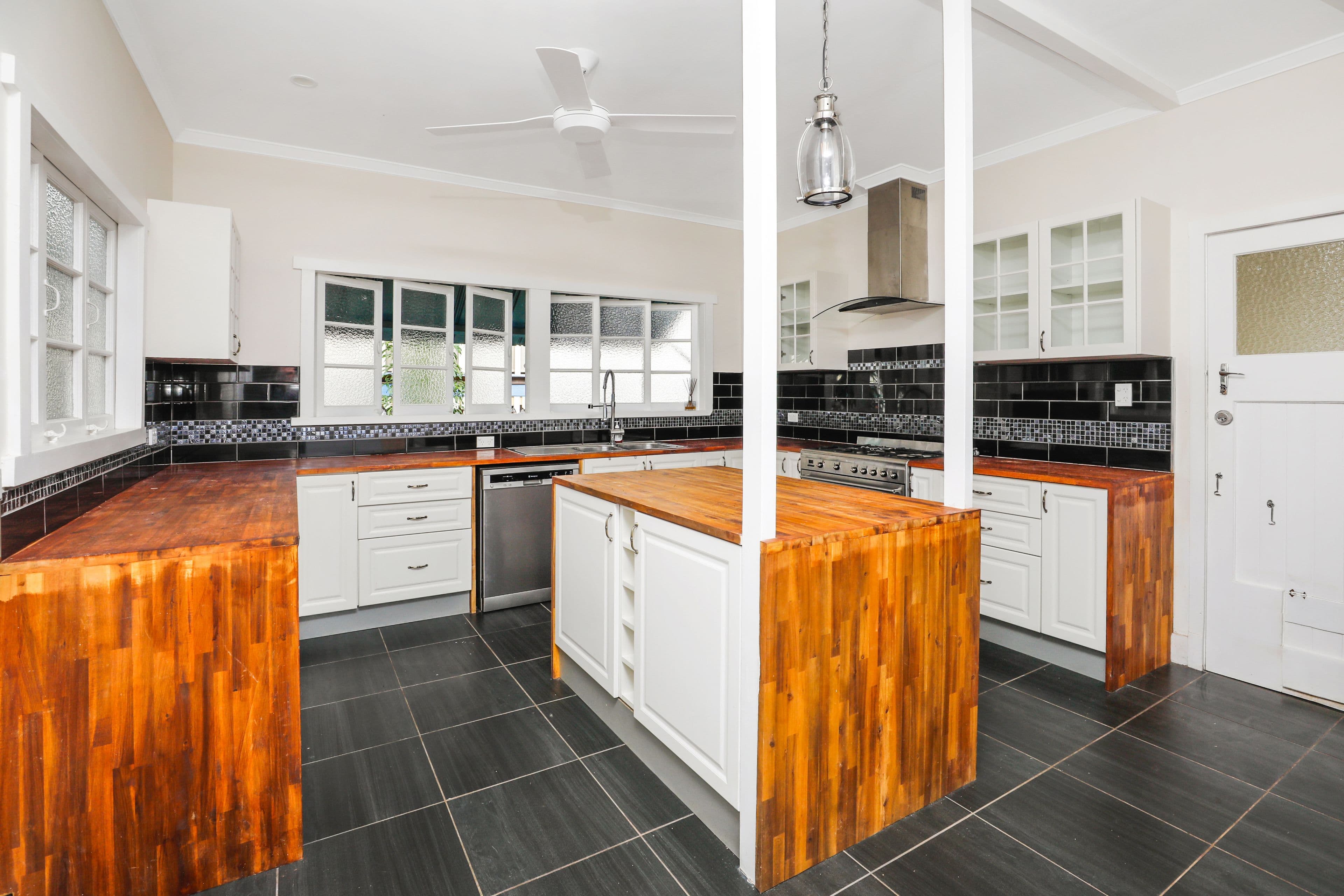31 Fleming Street, Edge Hill QLD 4870, Edge Hill - Thumbnail 5