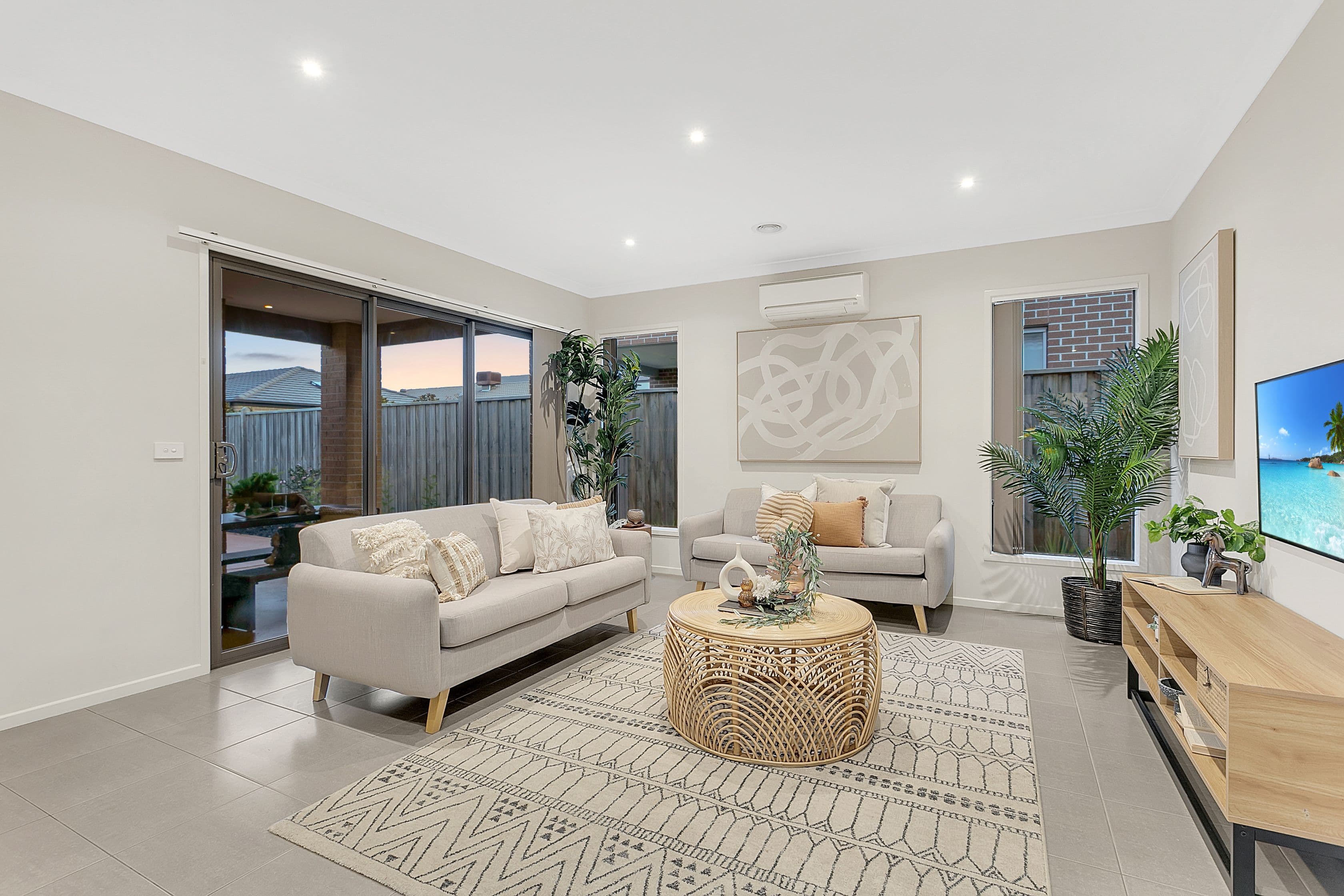 37 Fitzwilliam Circuit, Clyde North VIC 3978, Clyde North - Thumbnail 8