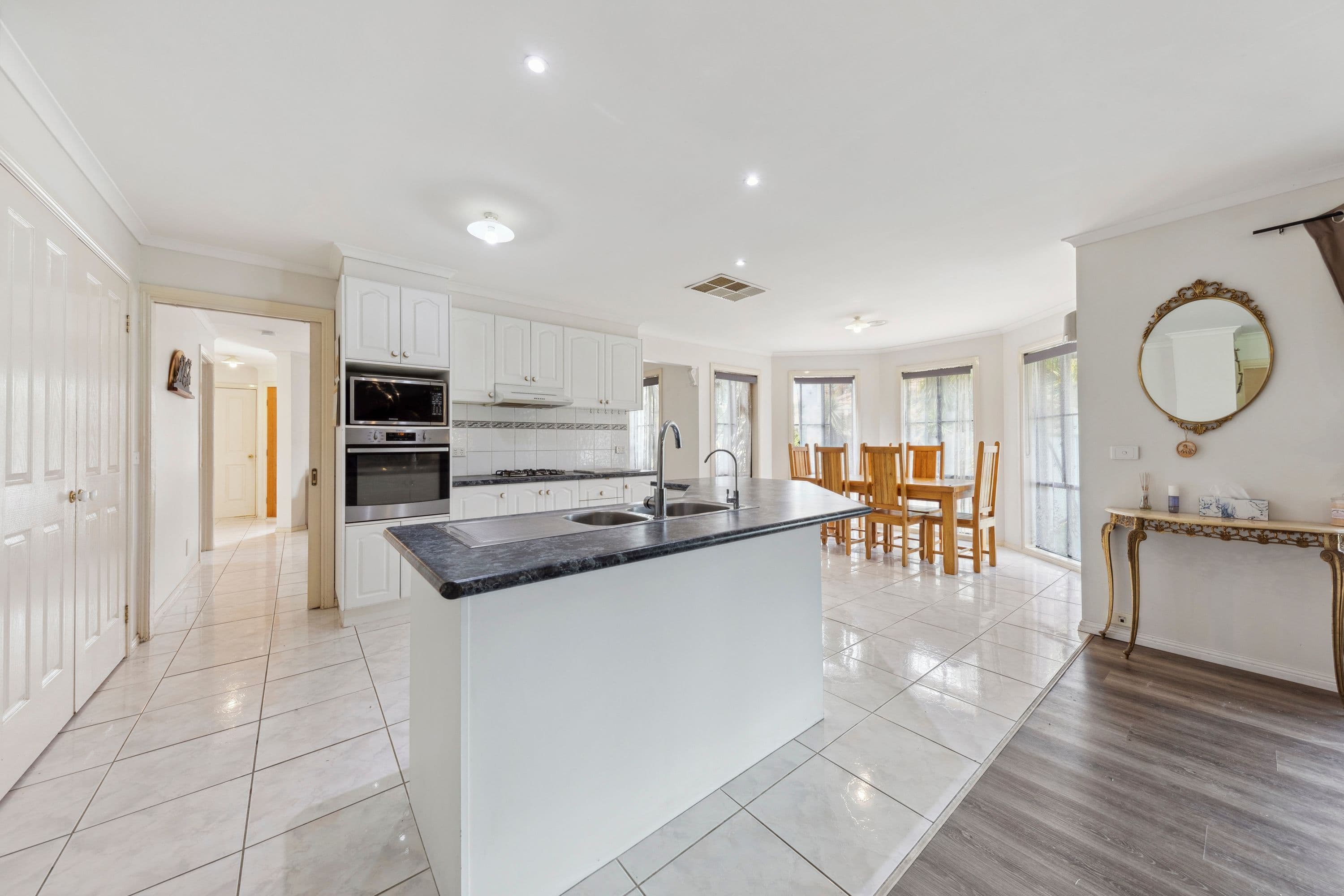 24 Bluegrass Crescent, Pakenham VIC 3810, Pakenham - Thumbnail 6