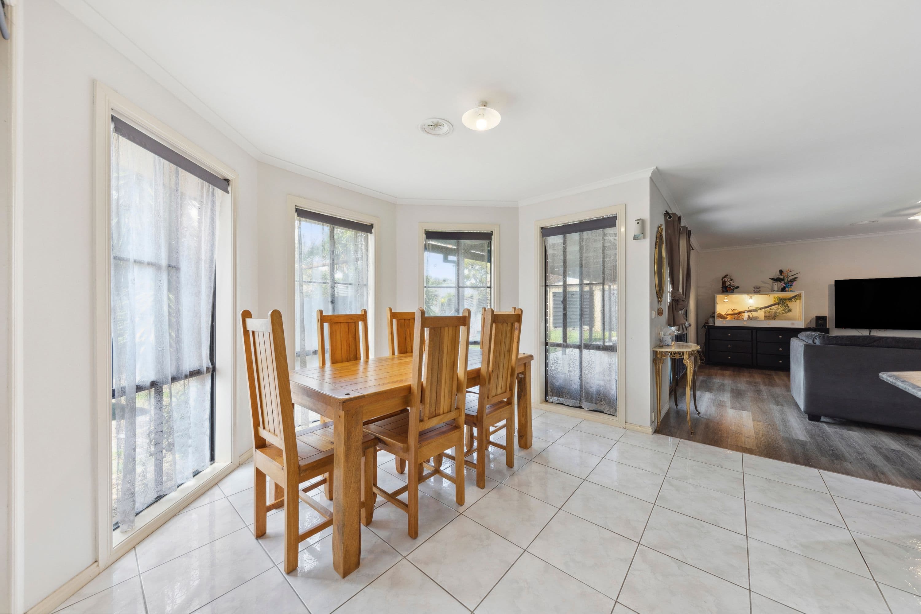 24 Bluegrass Crescent, Pakenham VIC 3810, Pakenham - Thumbnail 8