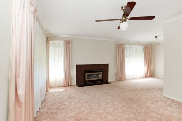 19  Herbert Avenue, HOPPERS CROSSING VIC 3029, Hoppers Crossing - Thumbnail 2